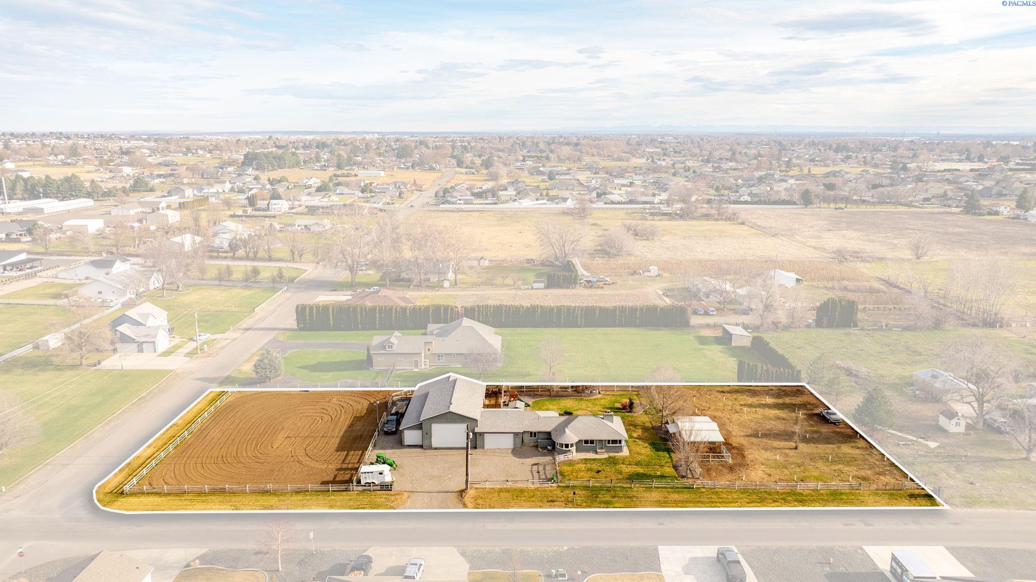 Photo 1 of Single family home for sale at 2205 Road 72, Pasco, WA 99301 | MLS# PAC292162 | Listing updated on 2026-07-10