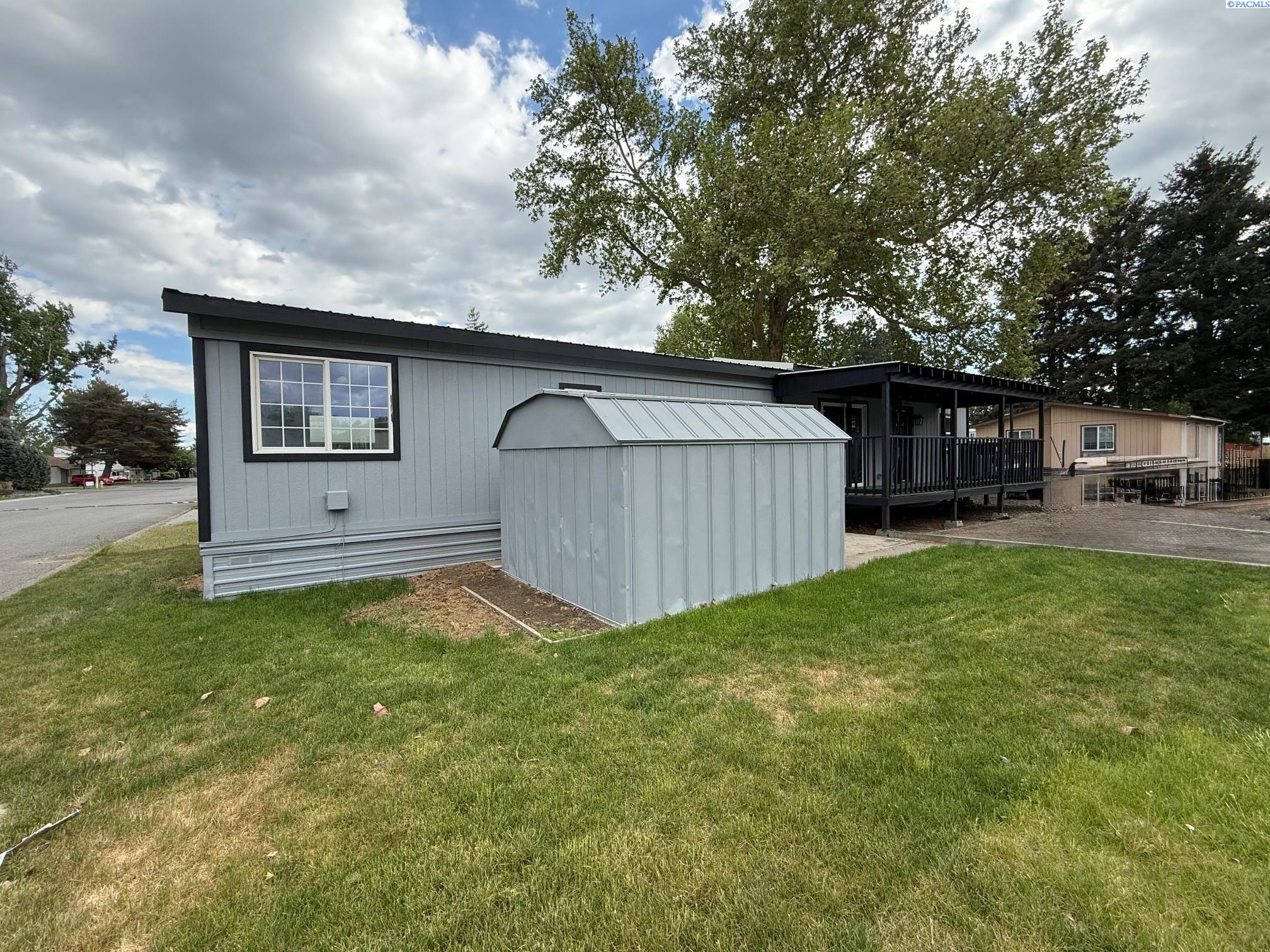 Photo 3 of Single family home for sale at 2021 Mahan Ave, Richland, WA 99354 | MLS# PAC292403 | Listing updated on 2026-09-23