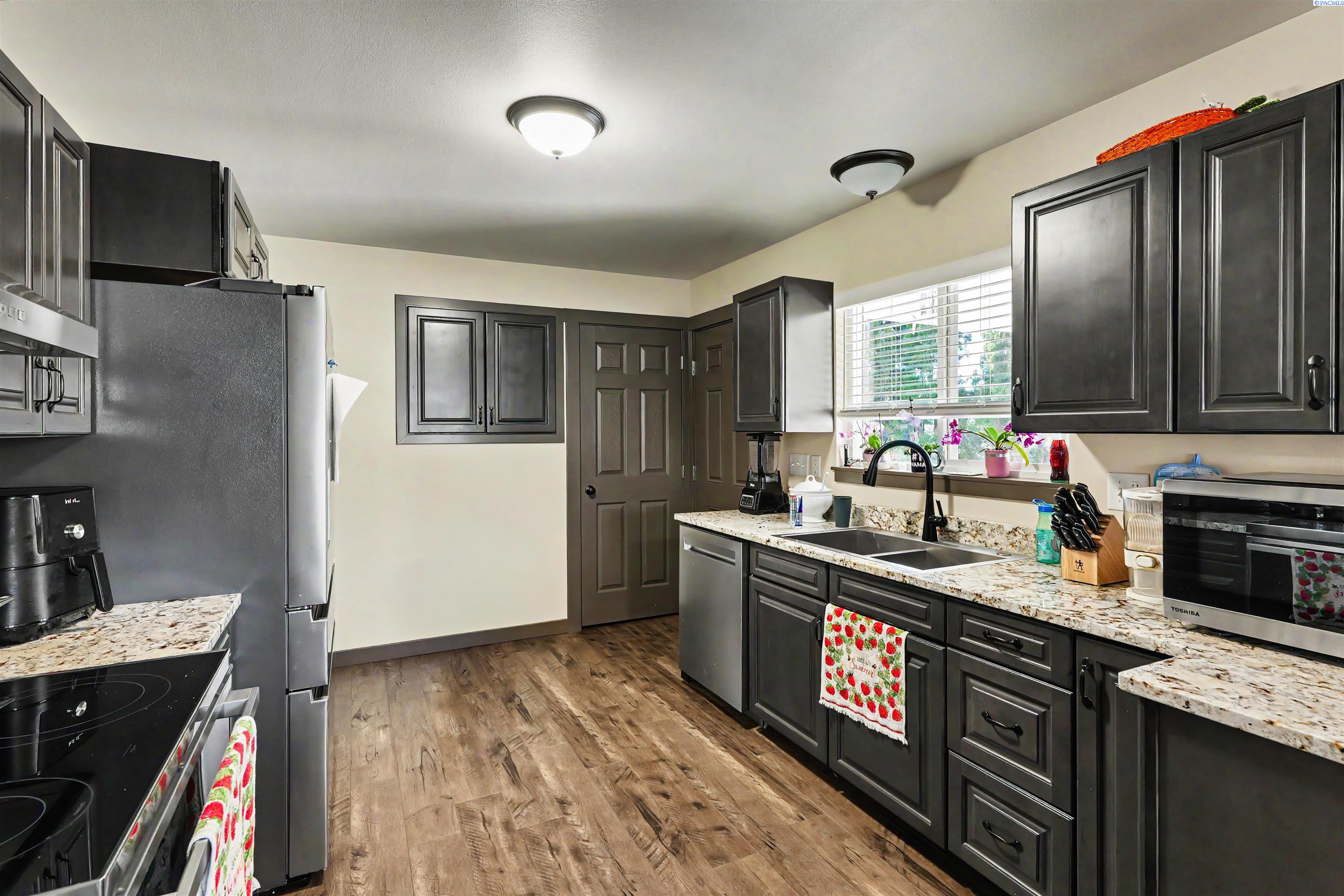 Photo 3 of Single family home for sale at 312 27th Avenue, Yakima, WA 98902 | MLS# PAC292432 | Listing updated on 2026-07-31