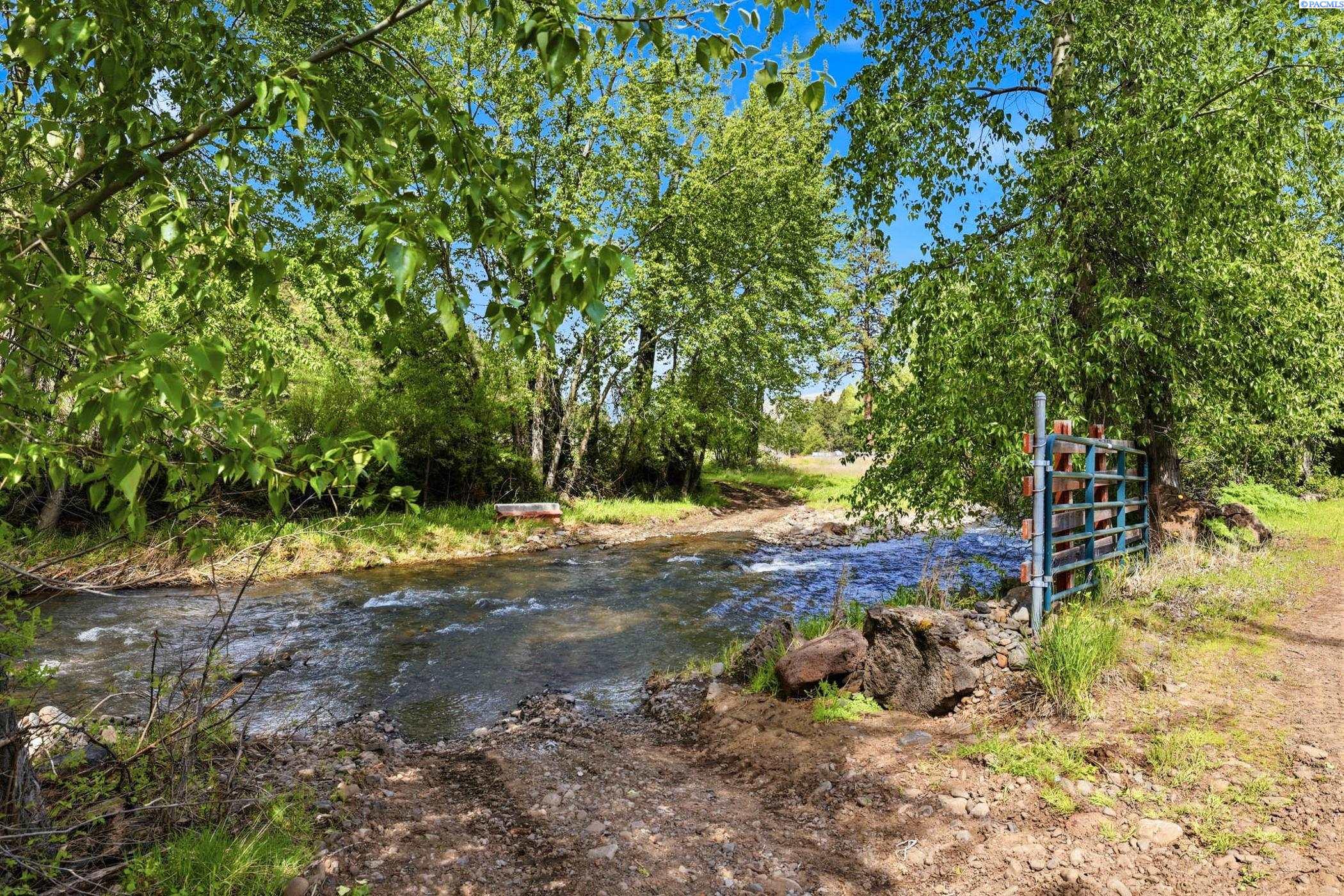 Single family home for sale at 632 N Touchet Rd, Dayton, WA 99328 | MLS# PAC292506
