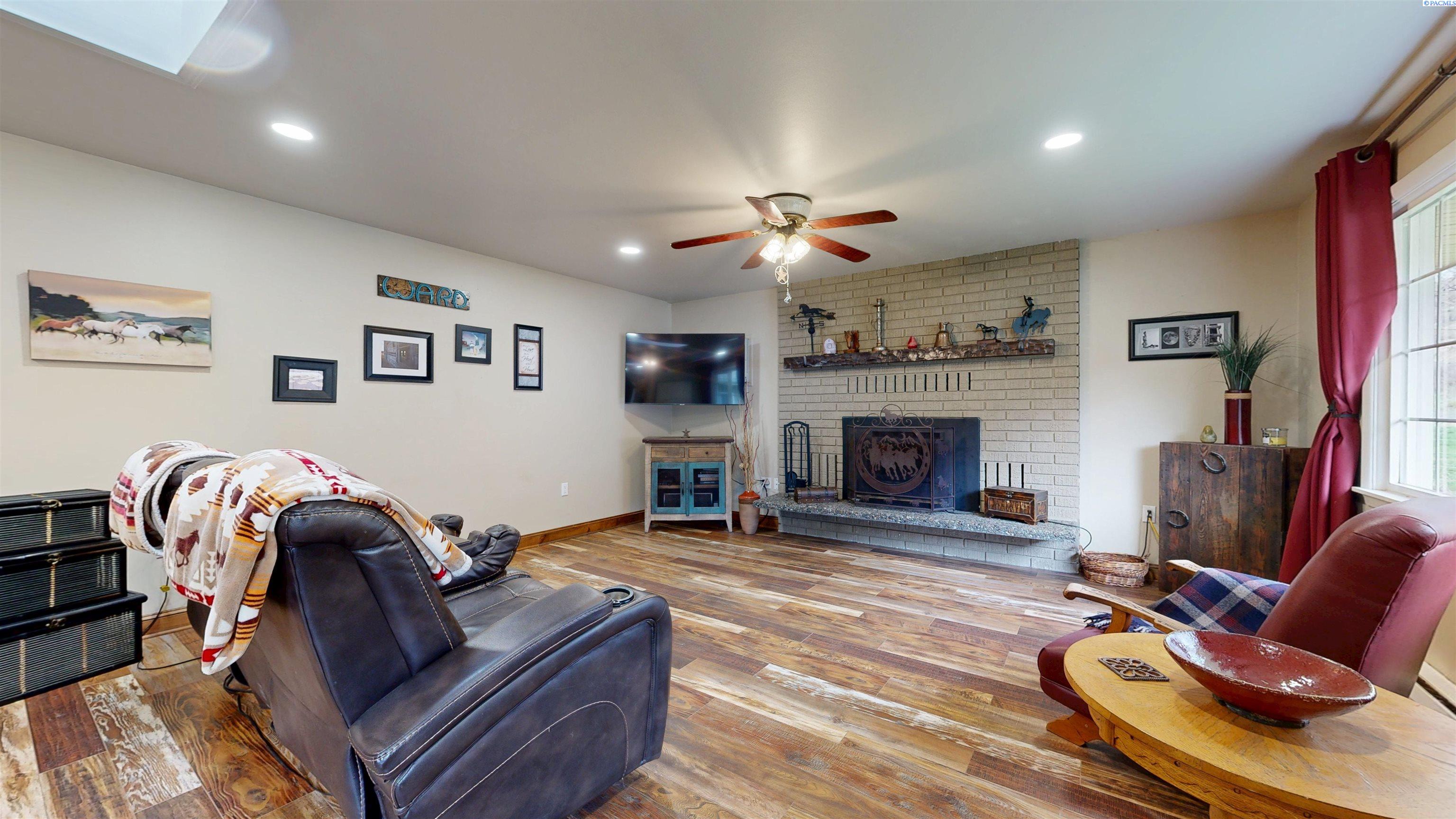 Photo 3 of Single family home for sale at 2002 N Palouse Rd, Colfax, WA 99111 | MLS# PAC292571 | Listing updated on 2026-08-29