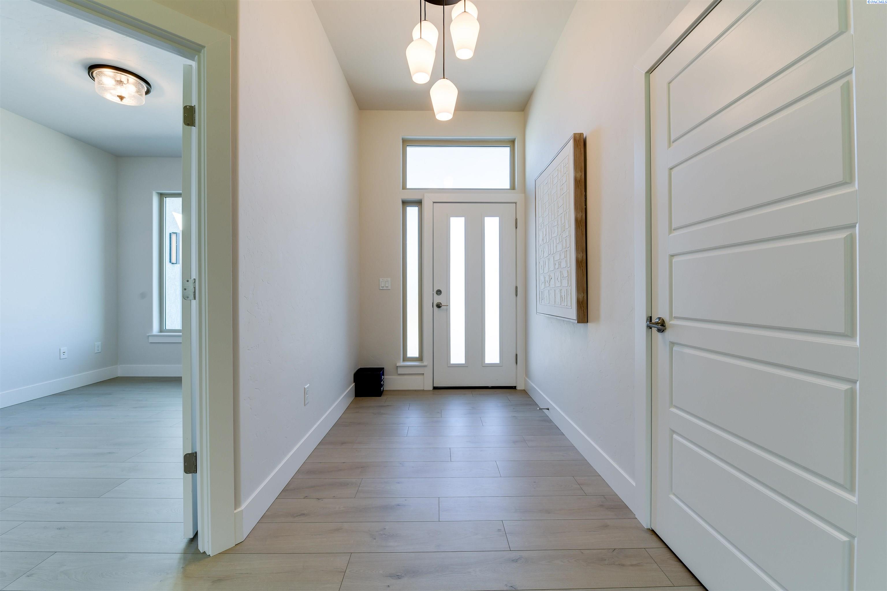 Photo 4 of Single family home for sale at 4443 Cowlitz Blvd, Richland, WA 99352 | MLS# PAC292623 | Listing updated on 2026-08-29