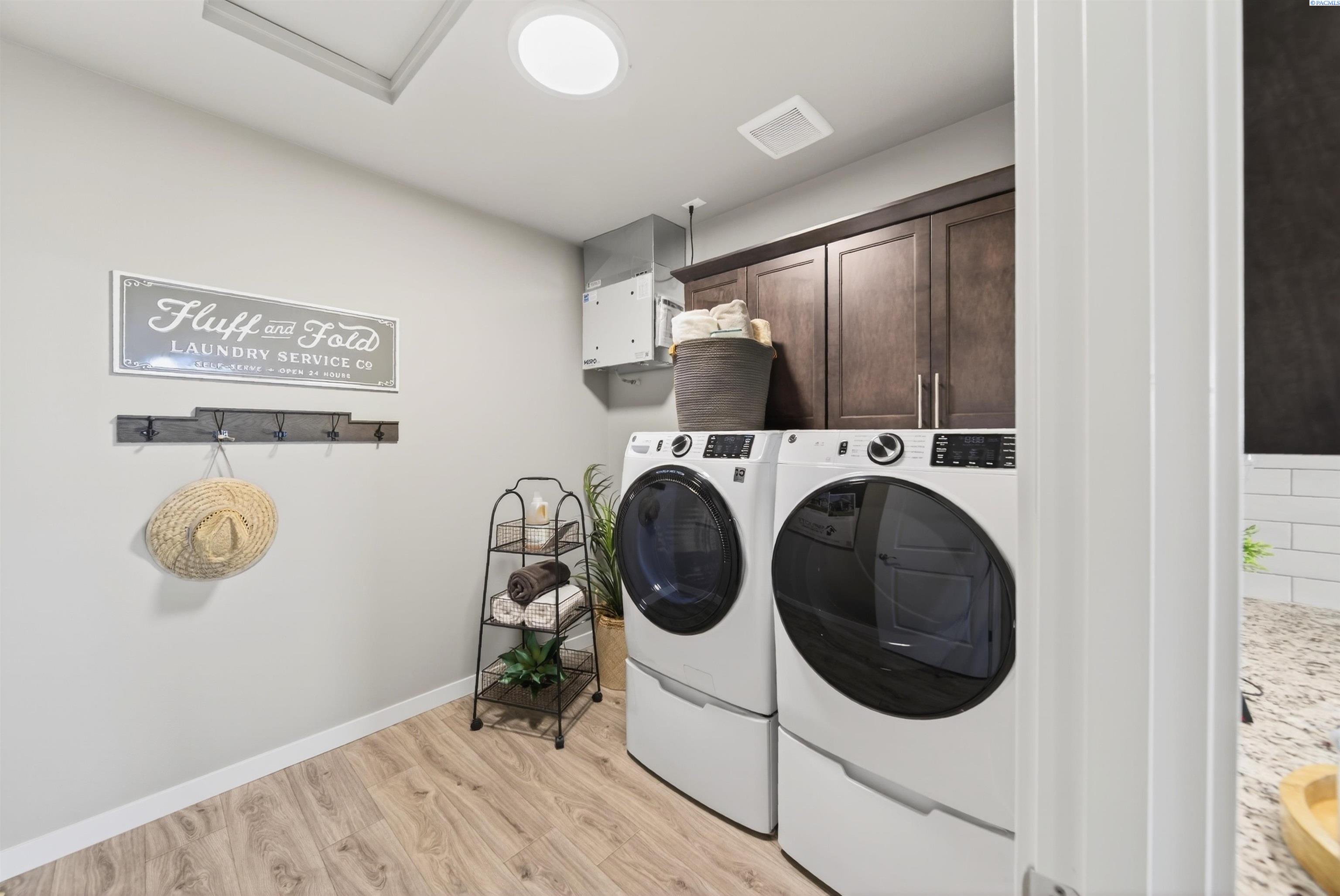 Photo 3 of Single family home for sale at 1409 SW Kelandren Dr, Prosser, WA 99350 | MLS# PAC292644 | Listing updated on 2026-09-11