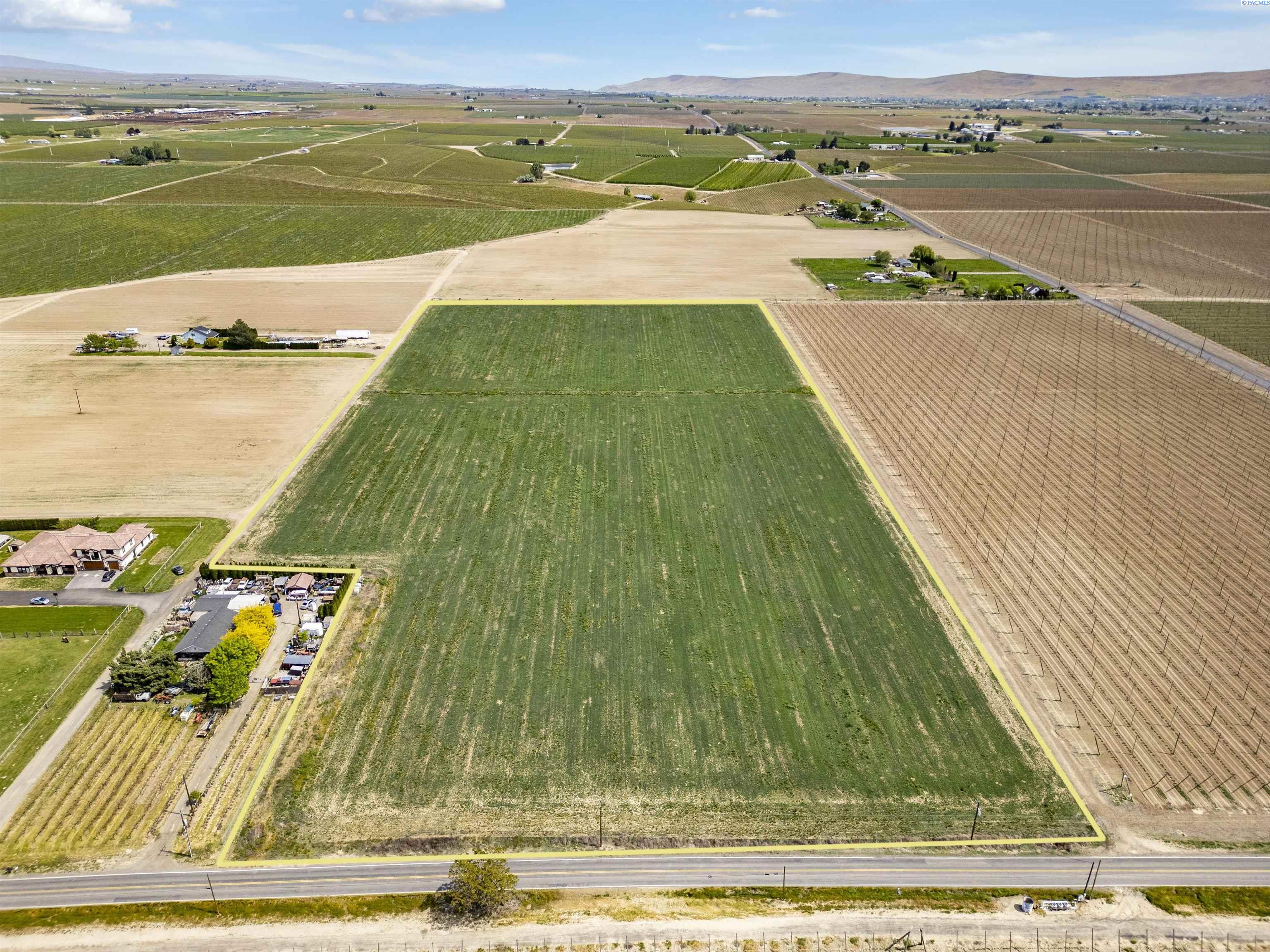 Photo 2 of Land for sale at Tbd County Line Rd, Grandview, WA 98930 | MLS# PAC292664 | Listing updated on 2026-10-03
