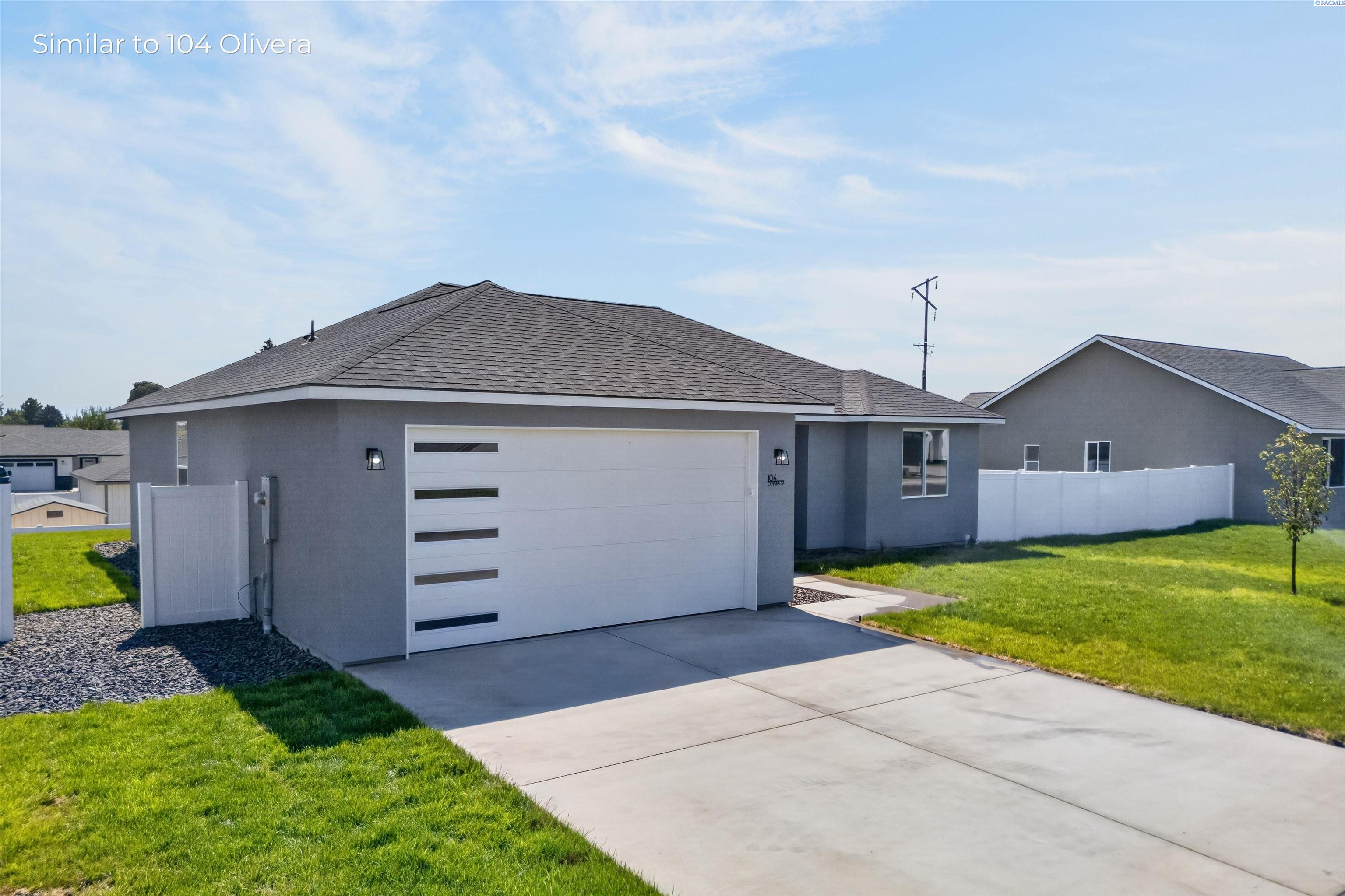 Photo 3 of Single family home for sale at 200 Olivera St, Grandview, WA 98930 | MLS# PAC292696 | Listing updated on 2026-08-27