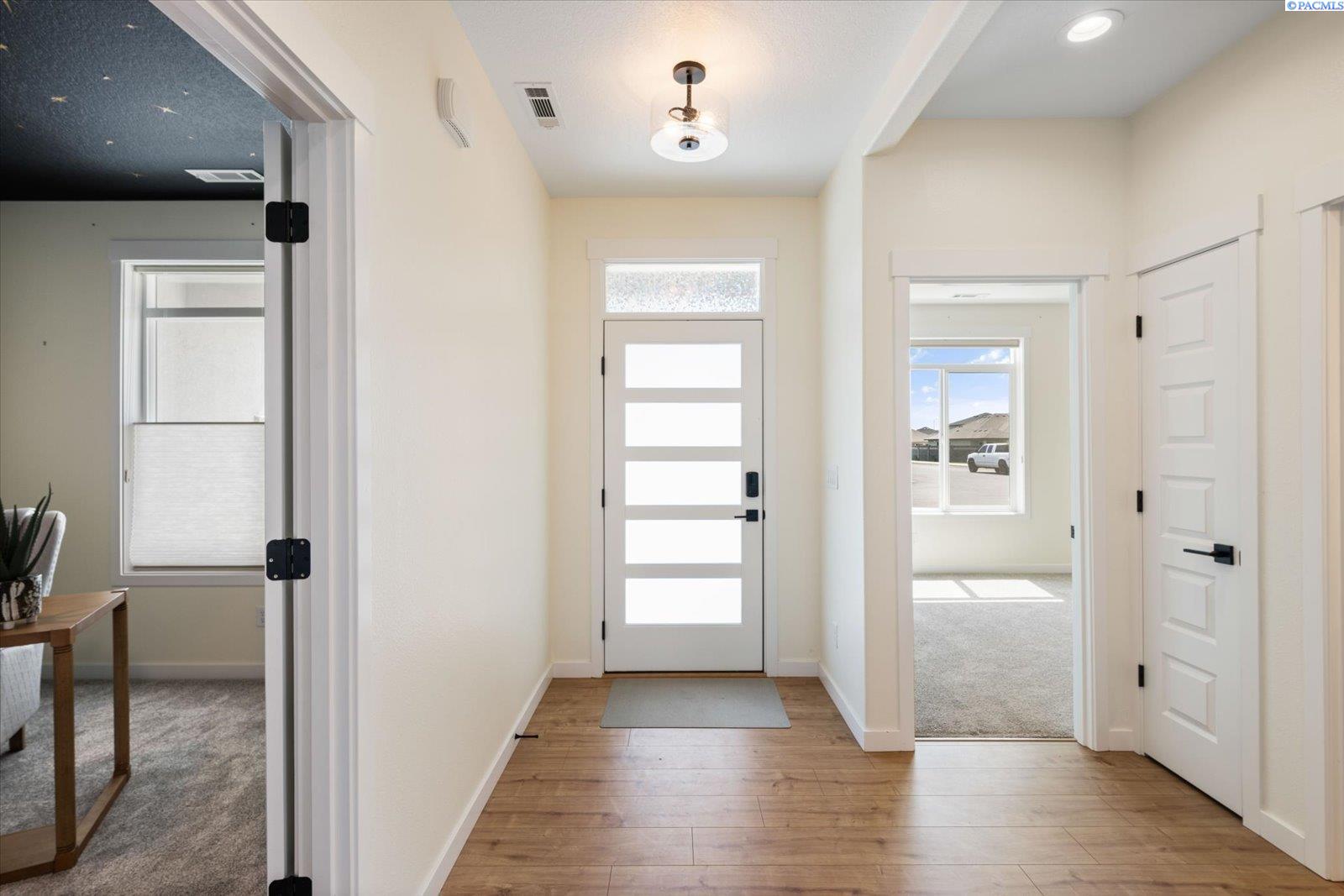 Photo 3 of Single family home for sale at 8613 Dusty Maiden Dr, Pasco, WA 99301 | MLS# PAC292796 | Listing updated on 2026-08-26