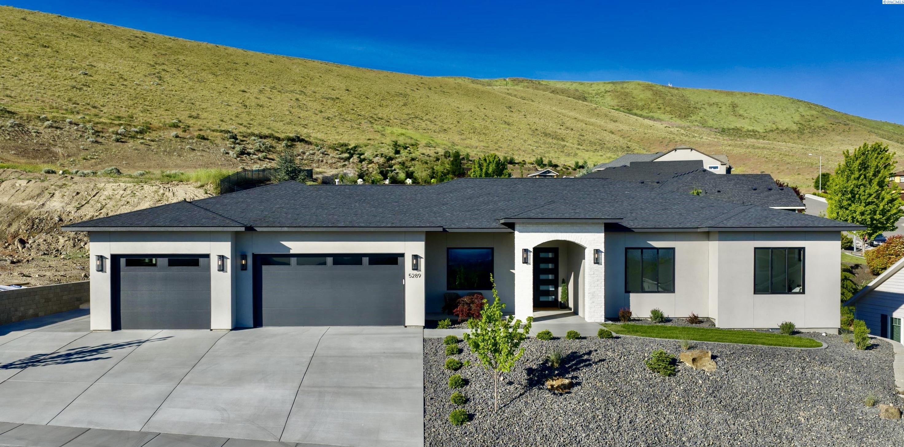 Photo 1 of Single family home for sale at 5289 S Quincy Pl, Kennewick, WA 99337 | MLS# PAC292849 | Listing updated on 2026-09-24