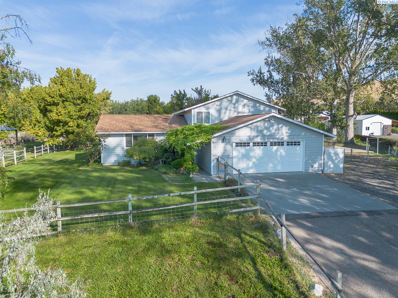 Photo 1 of Single family home for sale at 101204 E Clover Rd, Kennewick, WA 99338 | MLS# PAC292889 | Listing updated on 2026-09-24