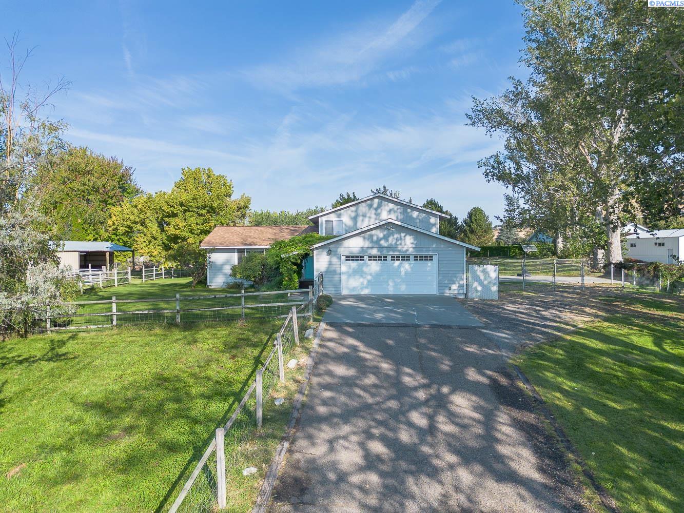 Photo 2 of Single family home for sale at 101204 E Clover Rd, Kennewick, WA 99338 | MLS# PAC292889 | Listing updated on 2026-09-24
