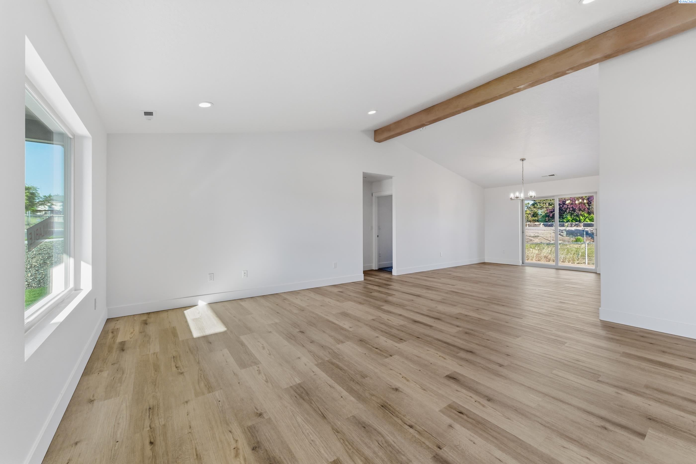 Photo 2 of Single family home for sale at 4219 Road 104, Pasco, WA 99301 | MLS# PAC292905 | Listing updated on 2026-09-22