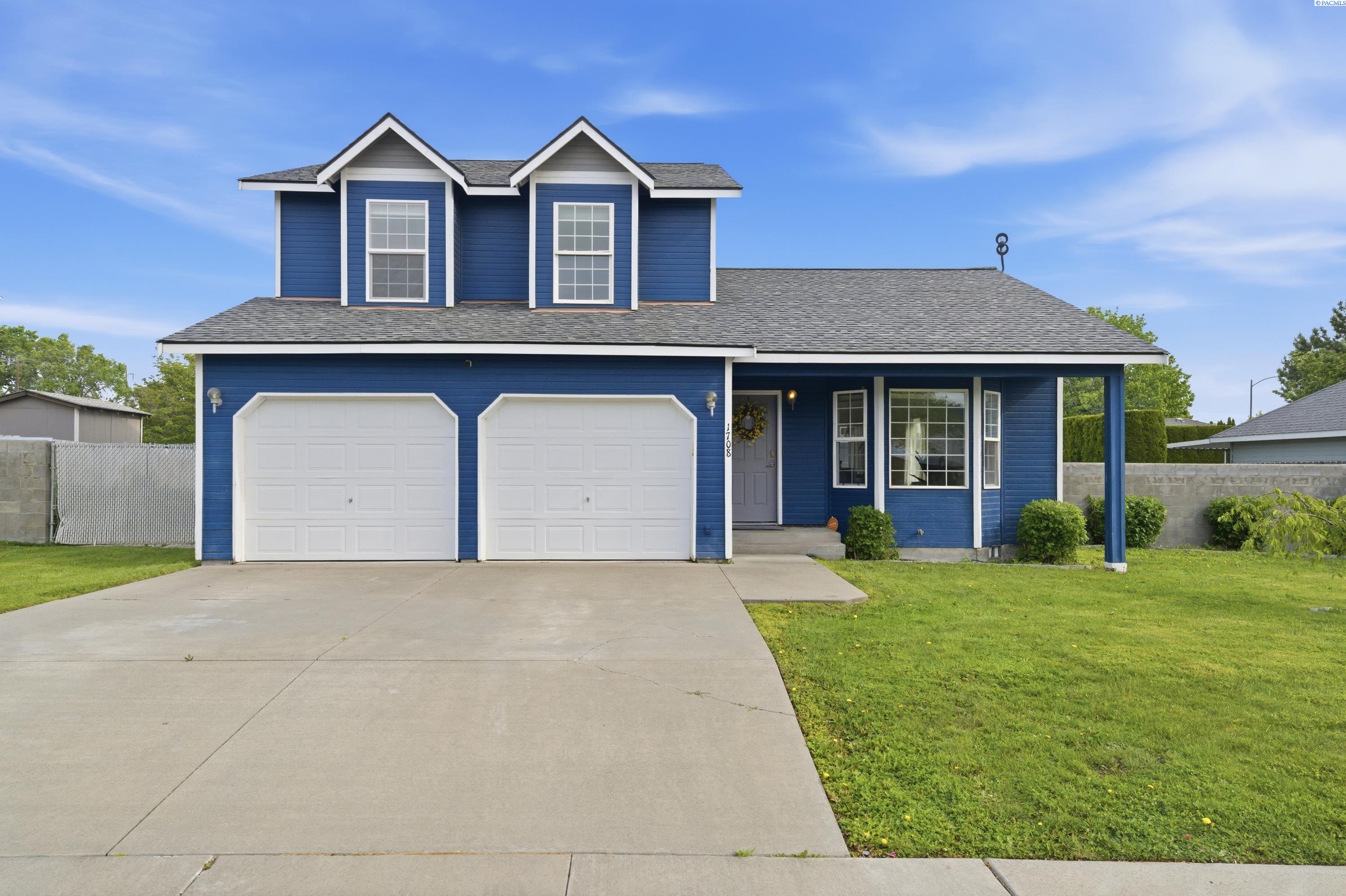 Photo 3 of Single family home for sale at 1708 W 24th Avenue, Kennewick, WA 99337 | MLS# PAC292909 | Listing updated on 2026-09-18