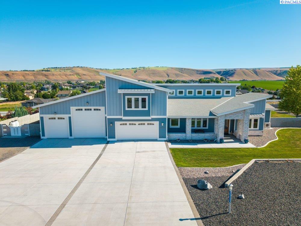 Photo 3 of Single family home for sale at 98109 162 Prairie SE, Kennewick, WA 99338 | MLS# PAC292922 | Listing updated on 2026-10-06