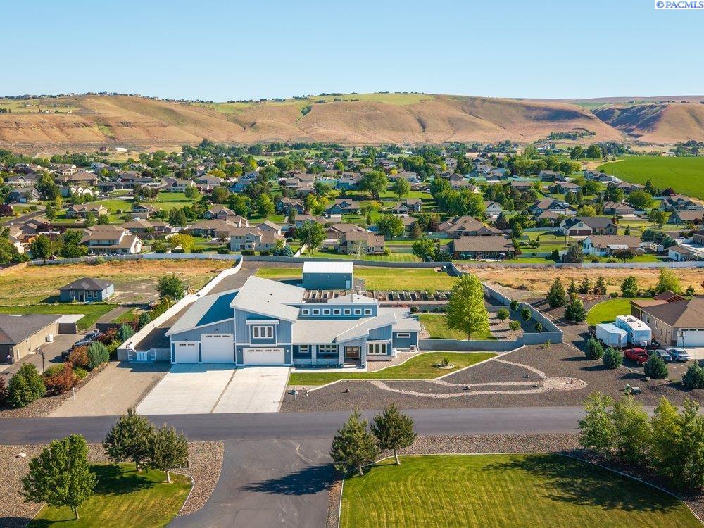 Photo 2 of Single family home for sale at 98109 162 Prairie Se, Kennewick, WA 99338 | MLS# PAC292922 | Listing updated on 2026-10-06
