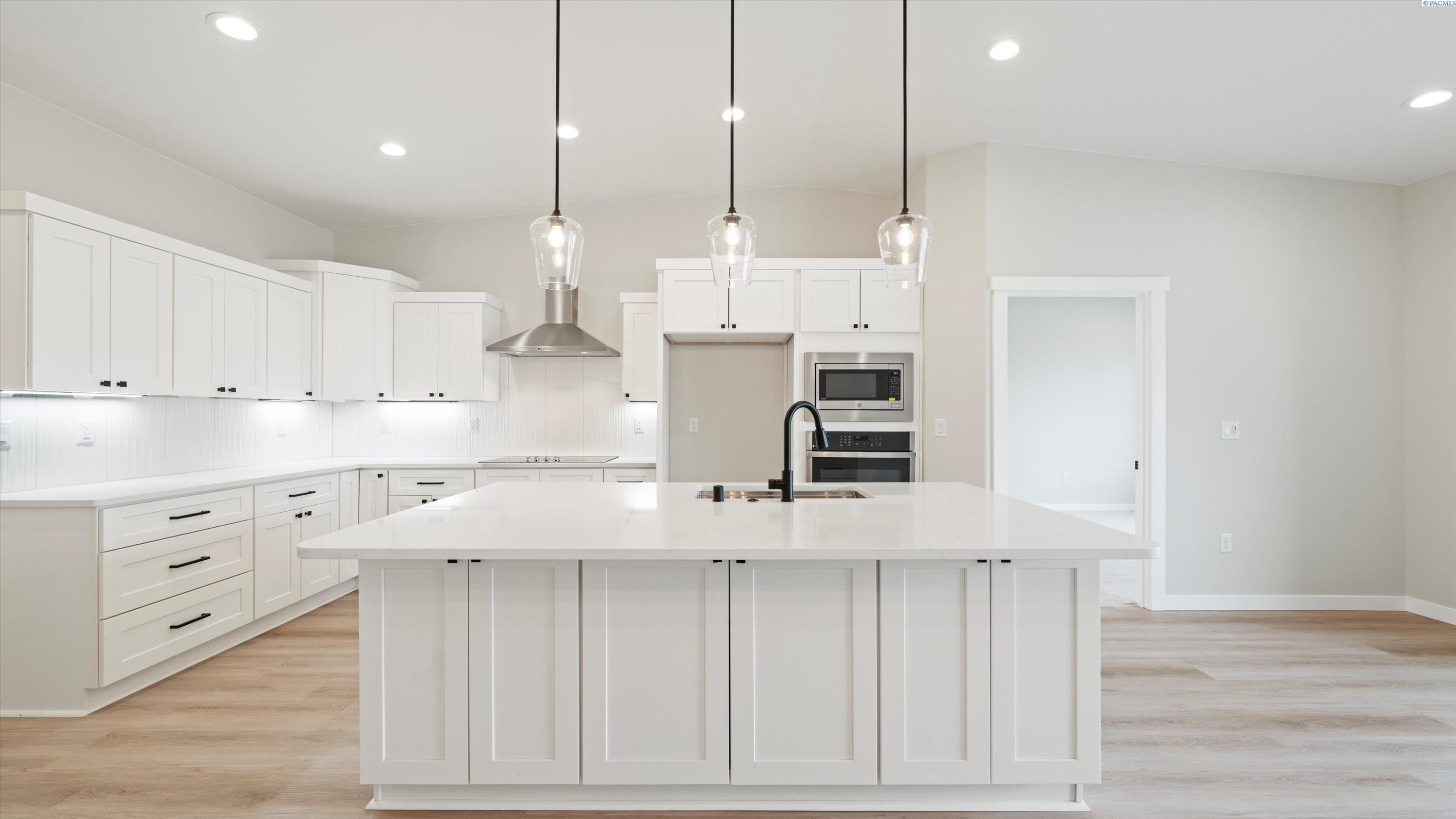 Photo 3 of Townhouse for sale at 1374 Kalani Ct, West Richland, WA 99353 | MLS# PAC292938 | Listing updated on 2026-06-11