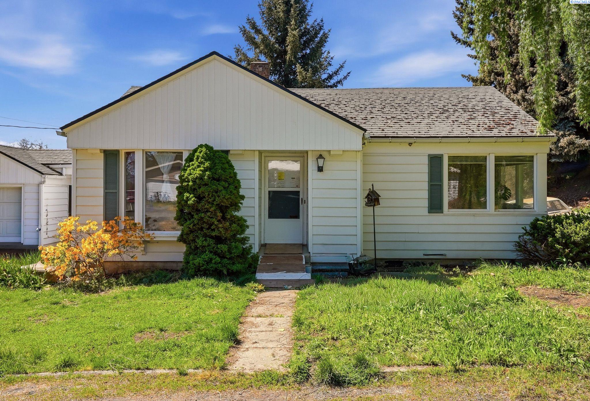 Single family home for sale at 905 W Union, Garfield, WA 99130 | MLS# PAC292944
