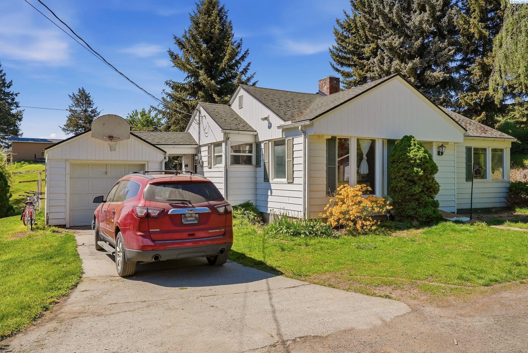 Photo 2 of Single family home for sale at 905 W Union, Garfield, WA 99130 | MLS# PAC292944 | Listing updated on 2026-10-13