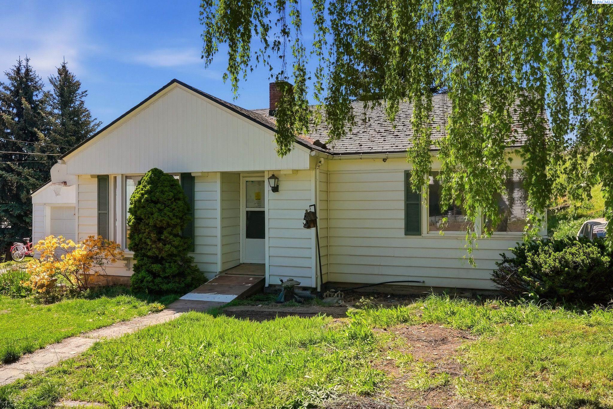 Photo 3 of Single family home for sale at 905 W Union, Garfield, WA 99130 | MLS# PAC292944 | Listing updated on 2026-10-13