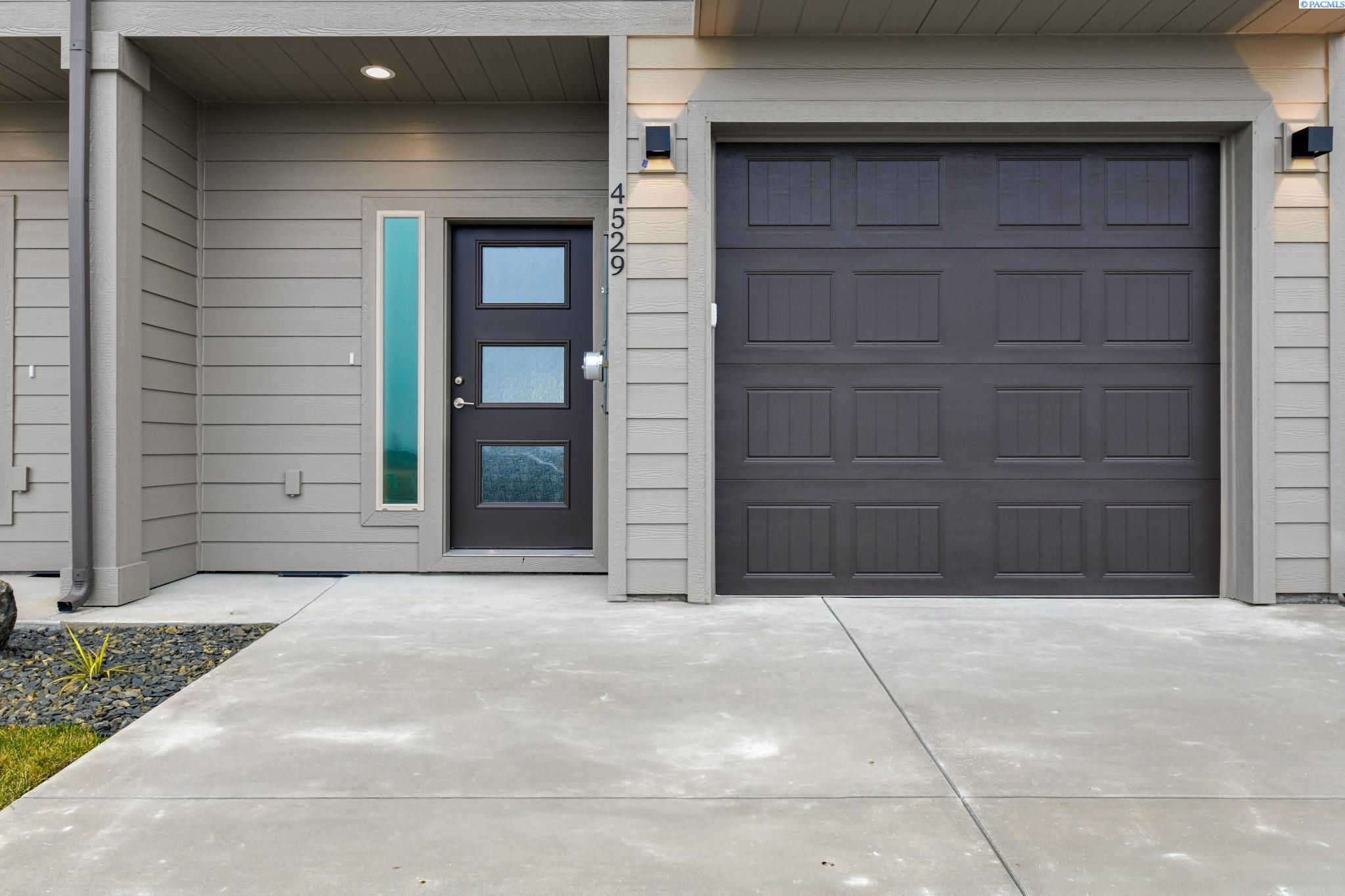 Photo 3 of Single family home for sale at 4529 Road 114, Pasco, WA 99301 | MLS# PAC292994 | Listing updated on 2026-09-29
