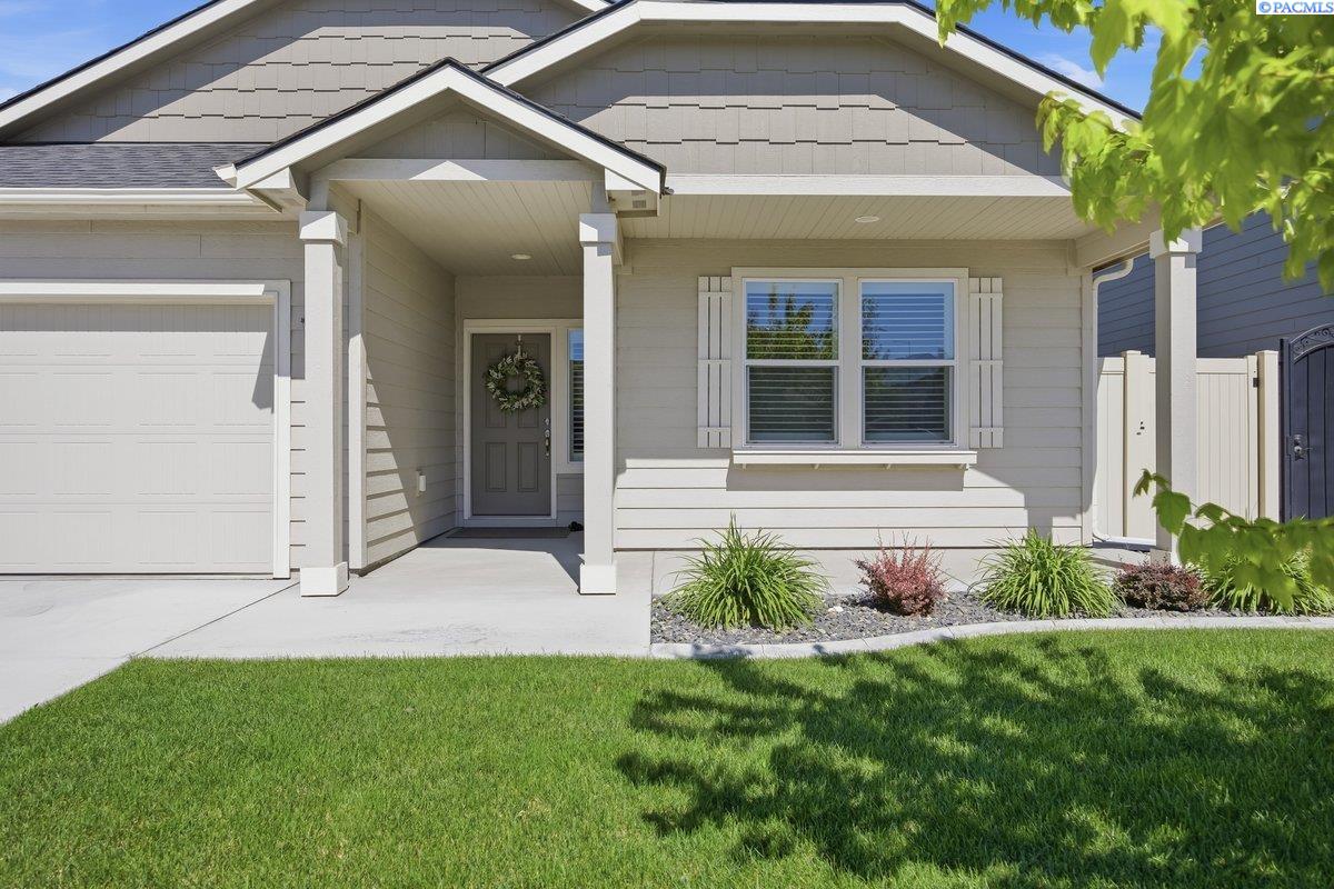 Photo 3 of Single family home for sale at 647 Marysville Way, Richland, WA 99352 | MLS# PAC292996 | Listing updated on 2026-09-24