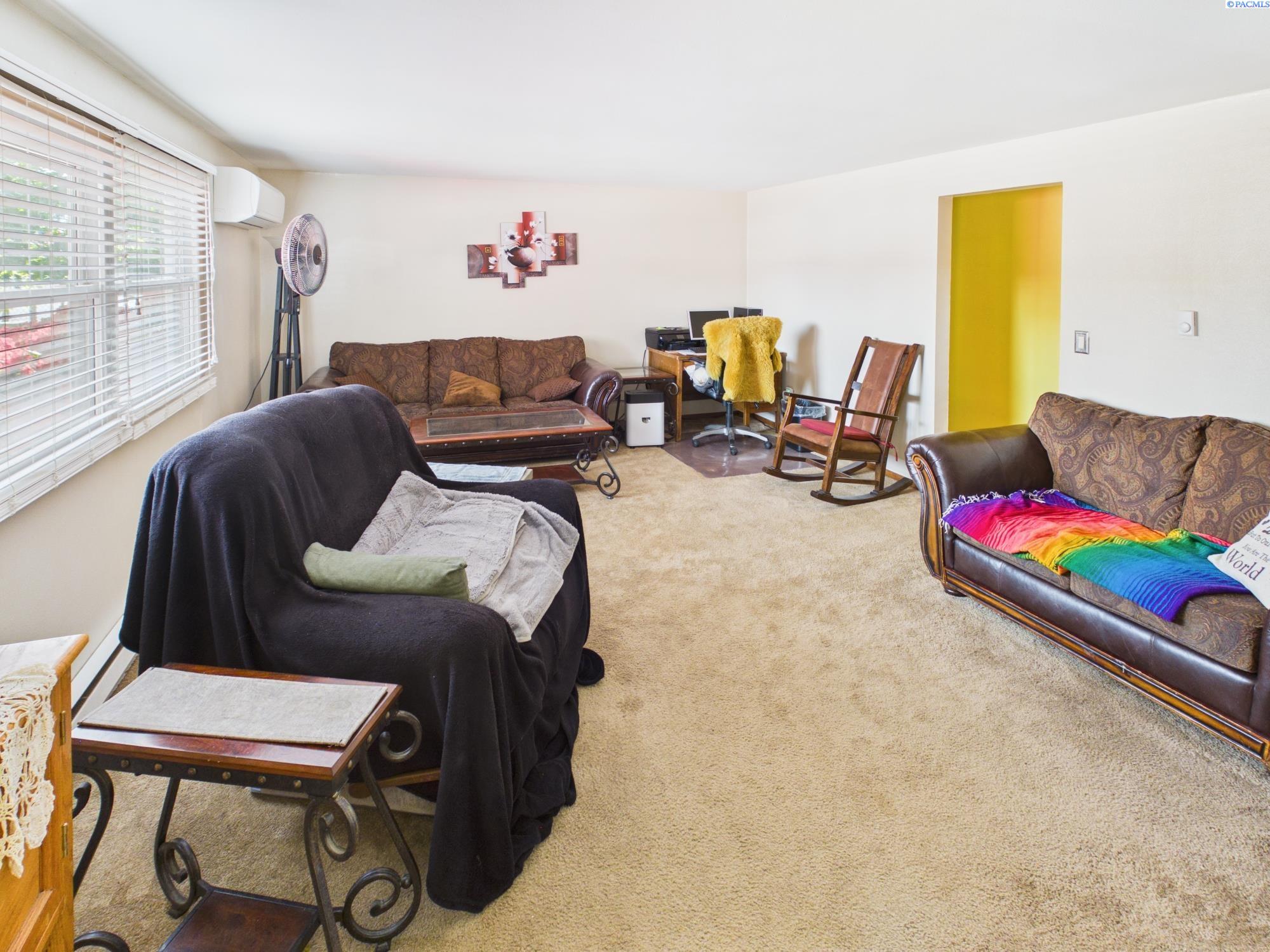 Photo 4 of Single family home for sale at 1504 Cherry Ave, Yakima, WA 98902 | MLS# PAC293042 | Listing updated on 2026-09-10