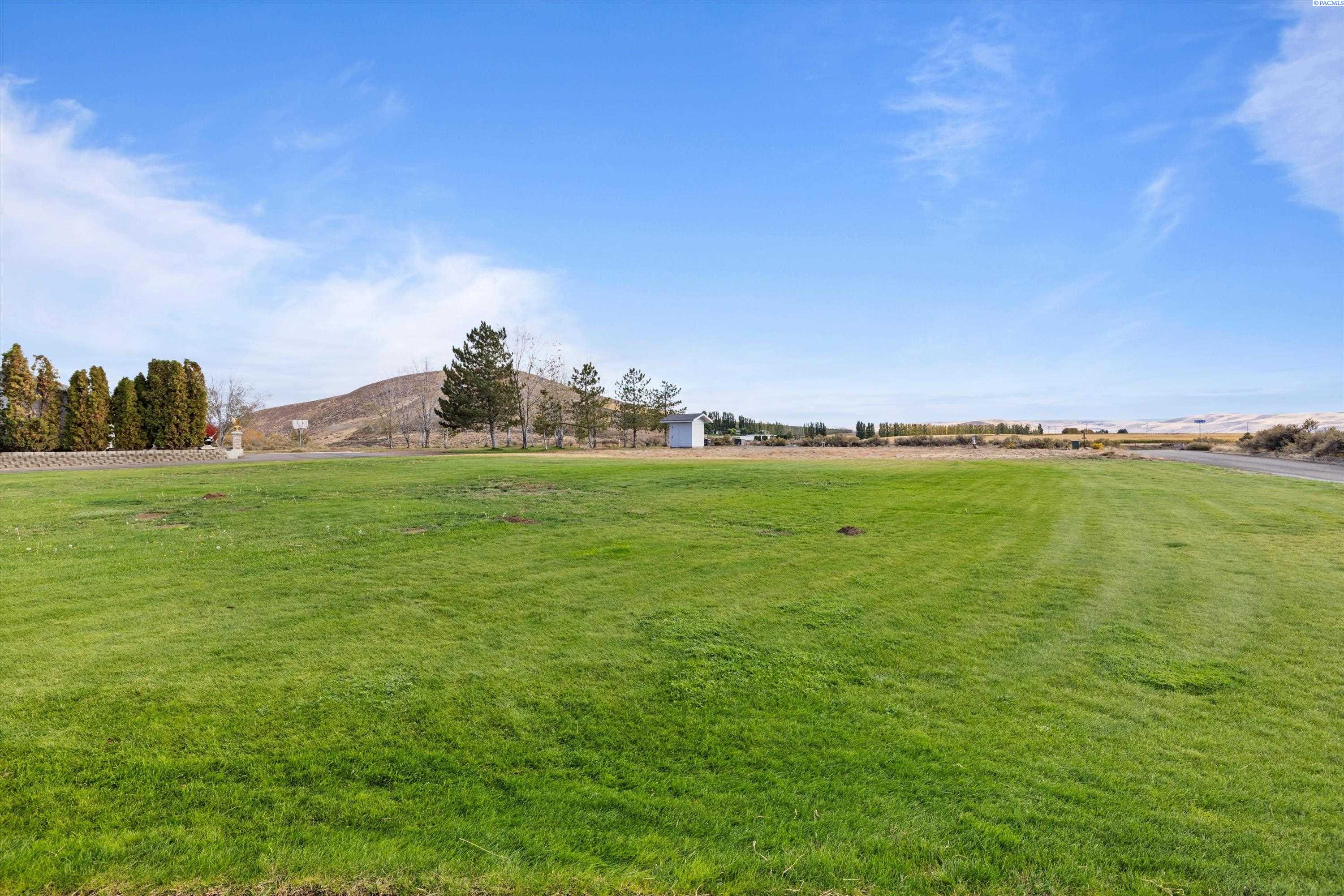 Photo 4 of Single family home for sale at 70516 E 680 Prairie NE, Richland, WA 99352 | MLS# PAC293046 | Listing updated on 2026-09-03