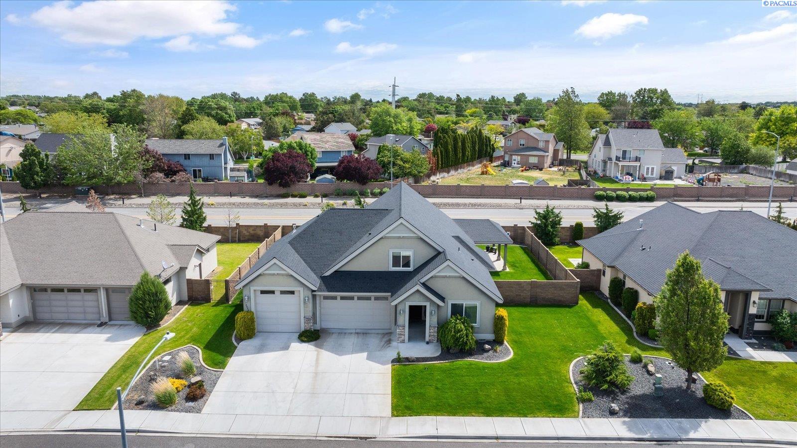 Photo 3 of Single family home for sale at 2536 Tiger Ln, Richland, WA 99352 | MLS# PAC293057 | Listing updated on 2026-10-08