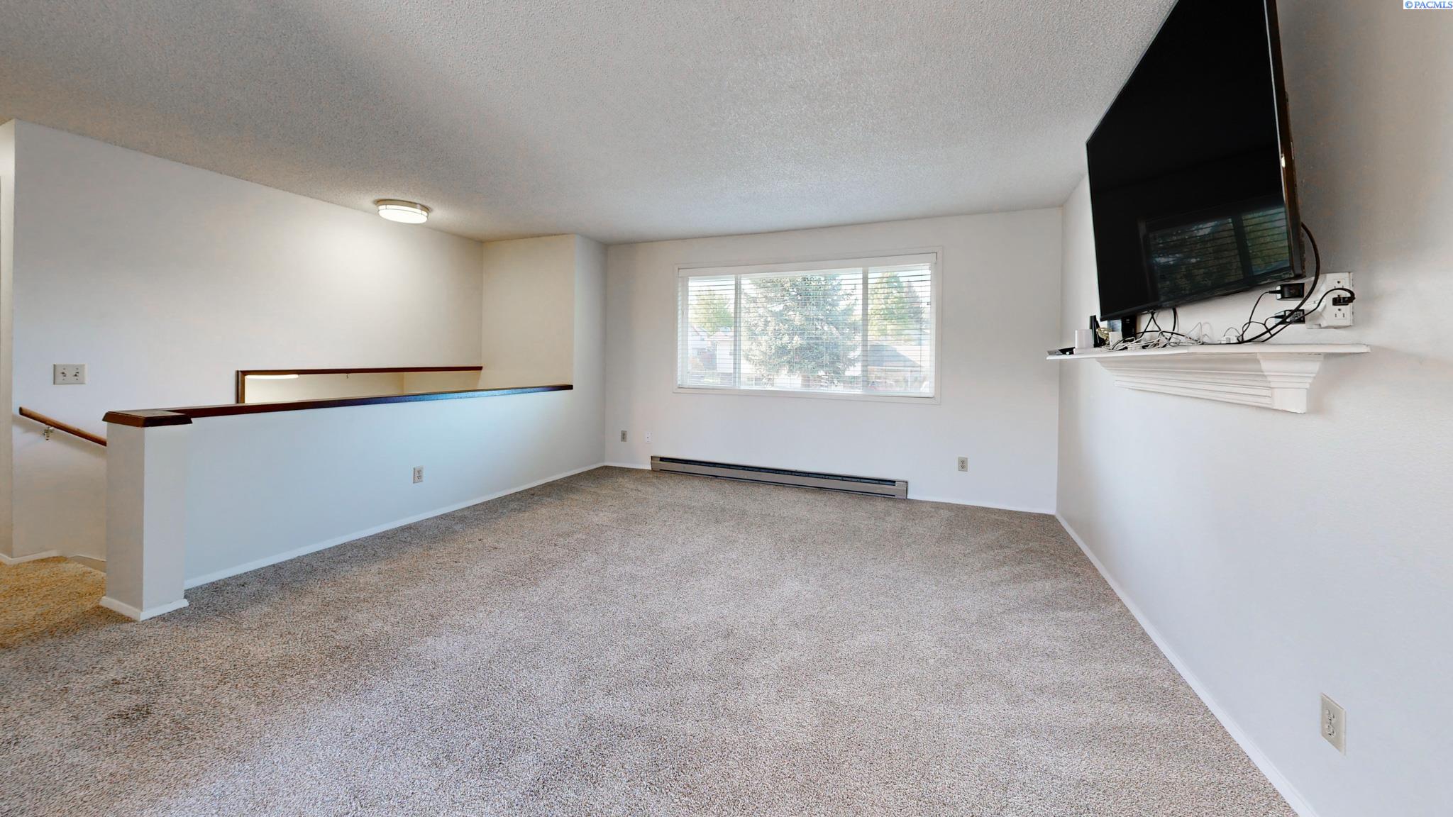 Photo 3 of Single family home for sale at 365 Nw Thomas St, Pullman, WA 99163 | MLS# PAC293113 | Listing updated on 2026-09-06