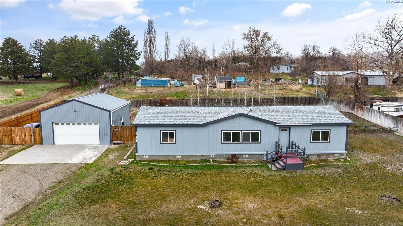 Photo 1 of Manufactured home for sale at 27404 E Ambassador Pr Ne, Benton City, WA 99320 | MLS# PAC293167 | Listing updated on 2026-08-02