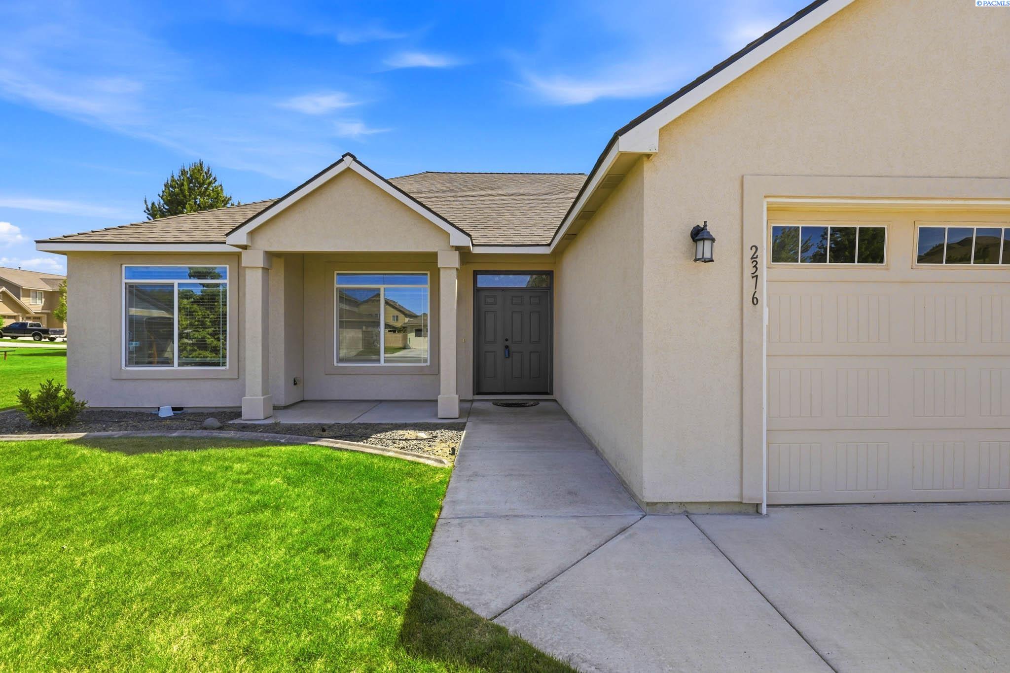 Photo 3 of Single family home for sale at 2376 Coppertree Ct, Richland, WA 99354 | MLS# PAC293202 | Listing updated on 2026-08-22