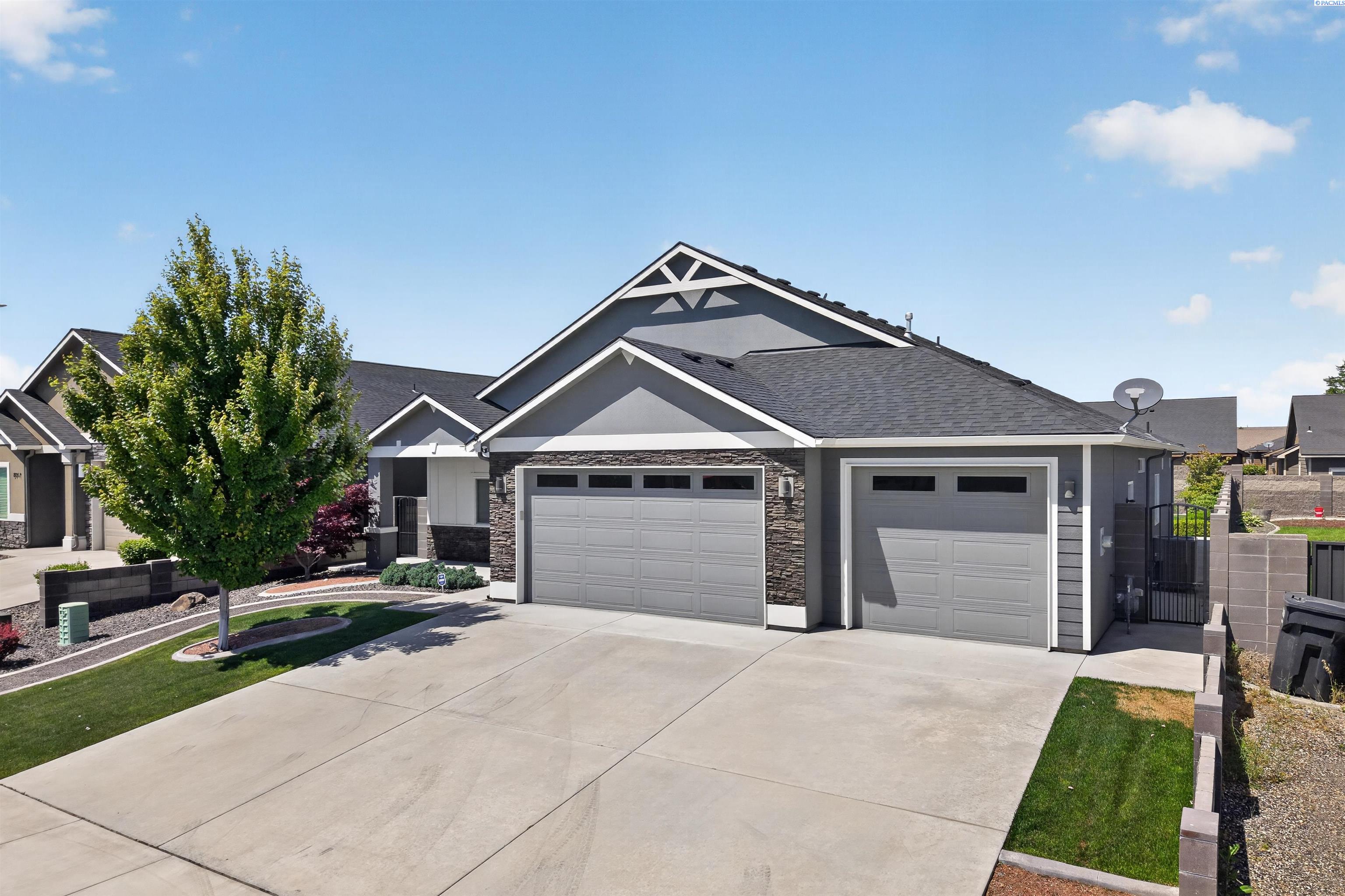 Photo 2 of Single family home for sale at 8913 Sophie Rae Ct, Pasco, WA 99301 | MLS# PAC293260 | Listing updated on 2026-06-13