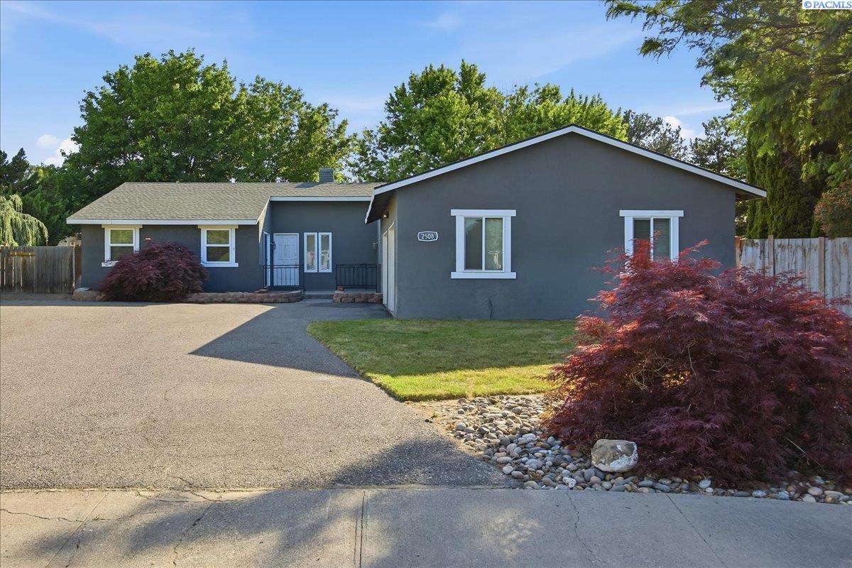 Photo 3 of Single family home for sale at 2508 S Edison Pl, Kennewick, WA 99338 | MLS# PAC293269 | Listing updated on 2026-09-21