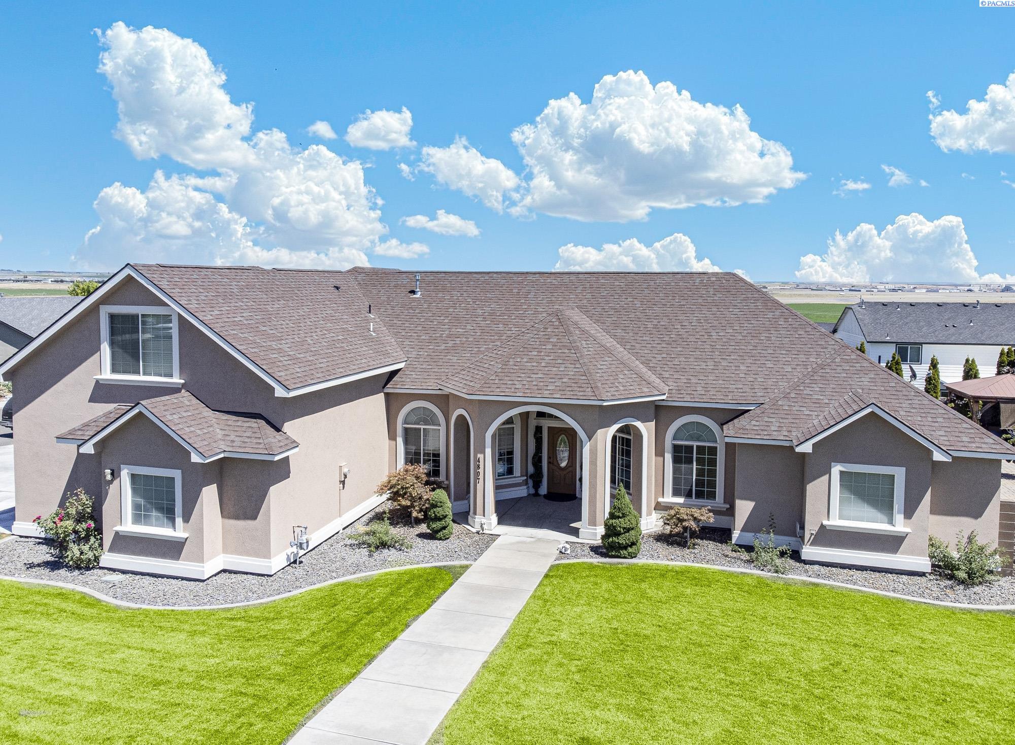Photo 3 of Single family home for sale at 4807 Adobe Dr, Pasco, WA 99301 | MLS# PAC293292 | Listing updated on 2026-09-08