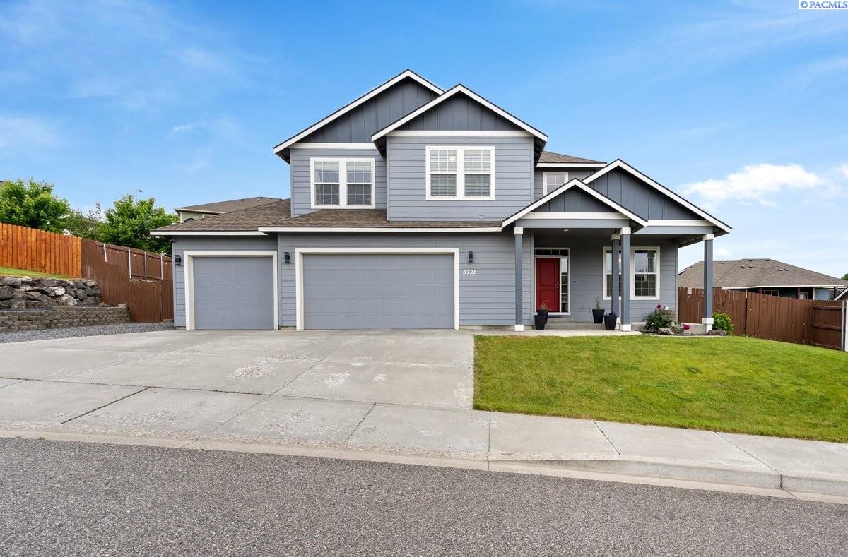 Photo 1 of Single family home for sale at 3728 S Lincoln St, Kennewick, WA 99338 | MLS# PAC293298 | Listing updated on 2026-10-08