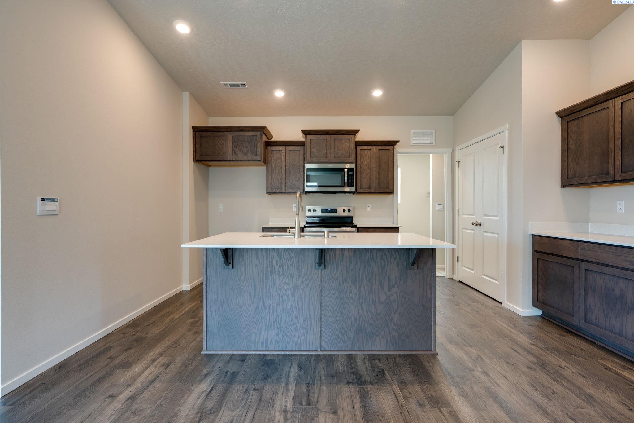 Photo 4 of Single family home for sale at 6118 Road 115, Pasco, WA 99301 | MLS# PAC293328 | Listing updated on 2026-09-23