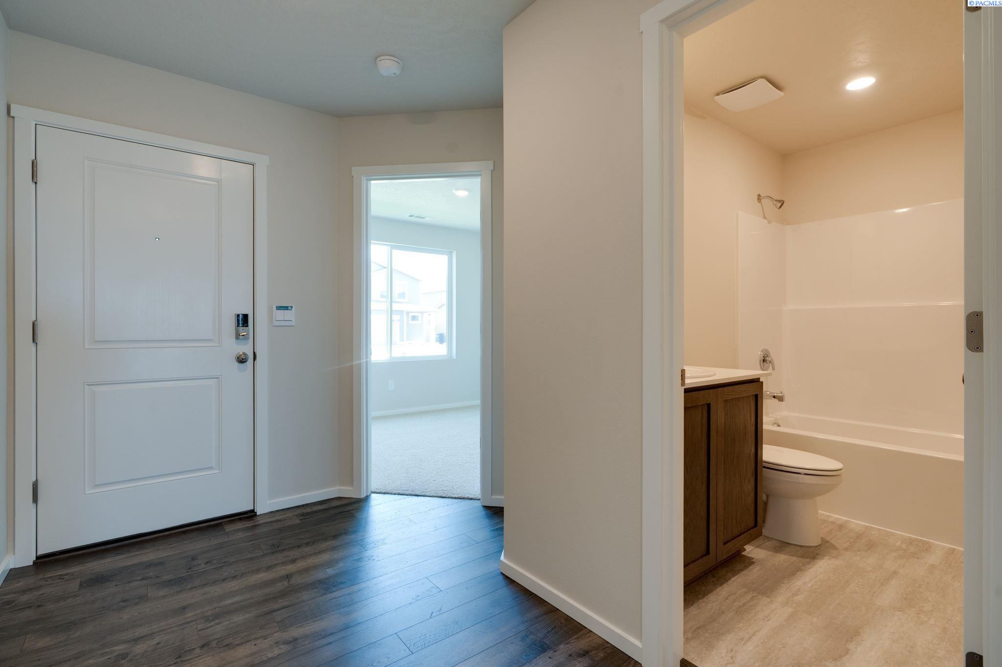 Photo 3 of Single family home for sale at 6118 Road 115, Pasco, WA 99301 | MLS# PAC293328 | Listing updated on 2026-09-23