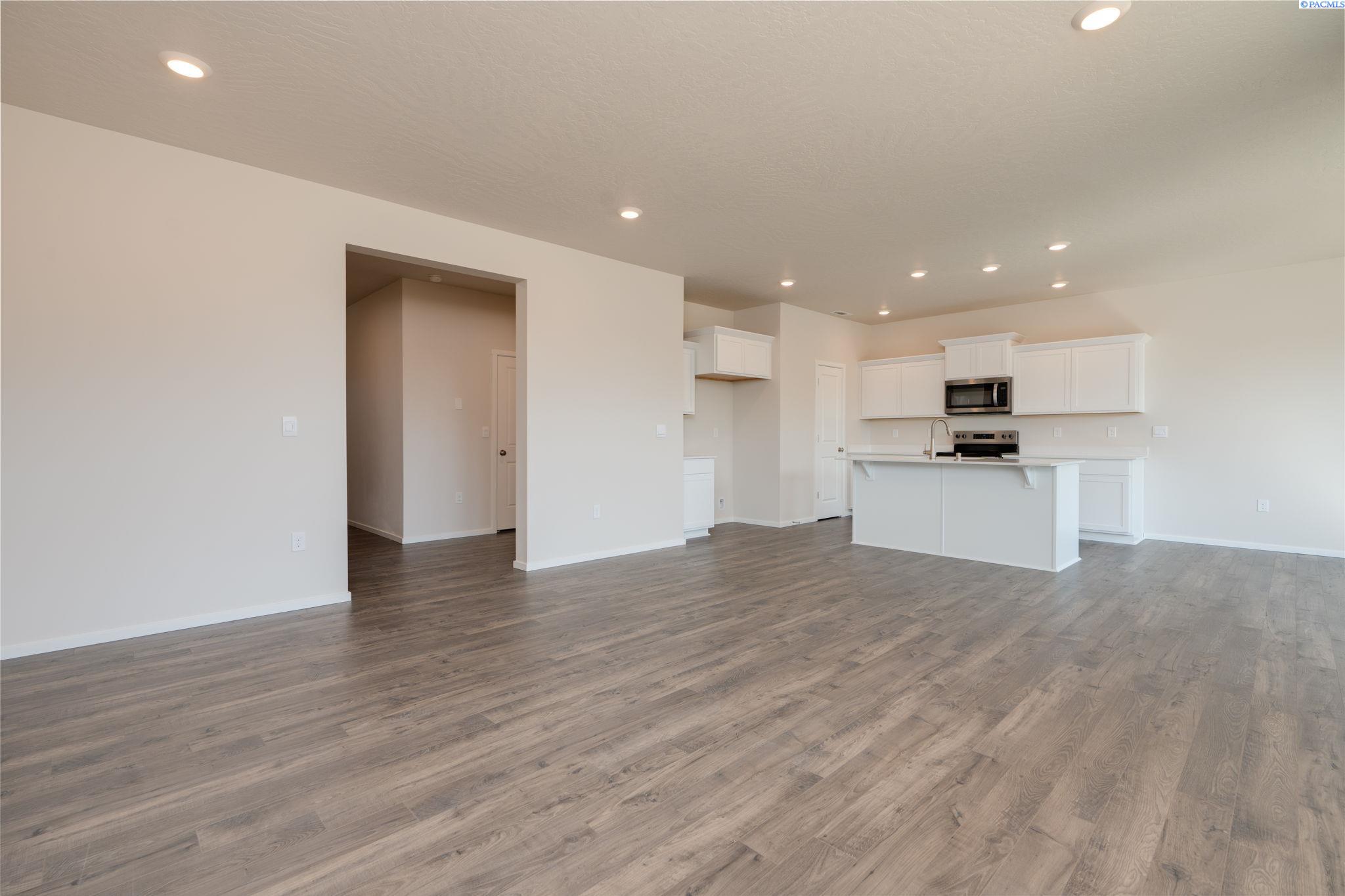 Photo 4 of Single family home for sale at 6113 Road 115, Pasco, WA 99301 | MLS# PAC293337 | Listing updated on 2026-10-08