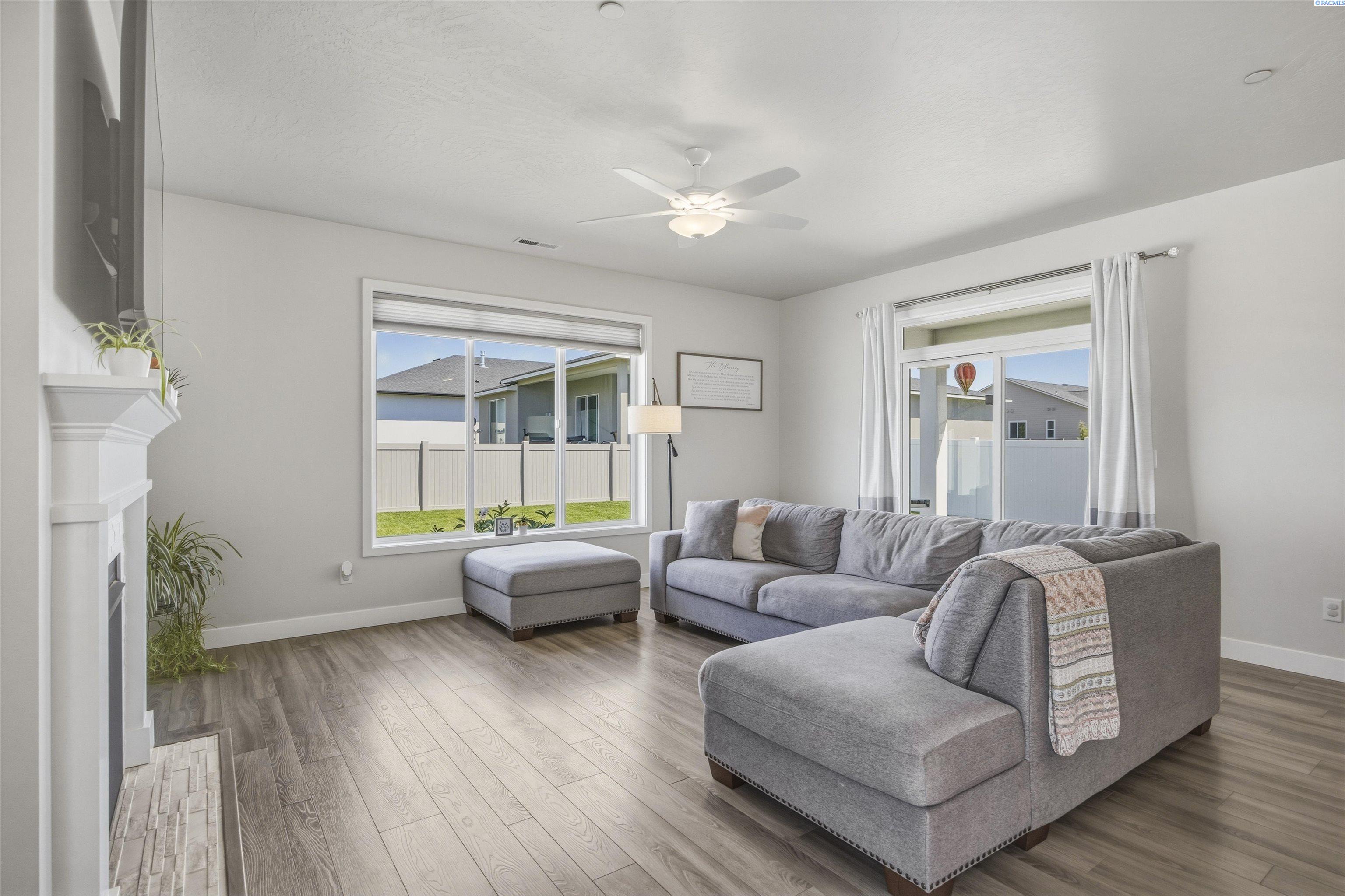 Photo 3 of Single family home for sale at 2556 Clark Ridge Dr, Richland, WA 99352 | MLS# PAC293339 | Listing updated on 2026-08-25