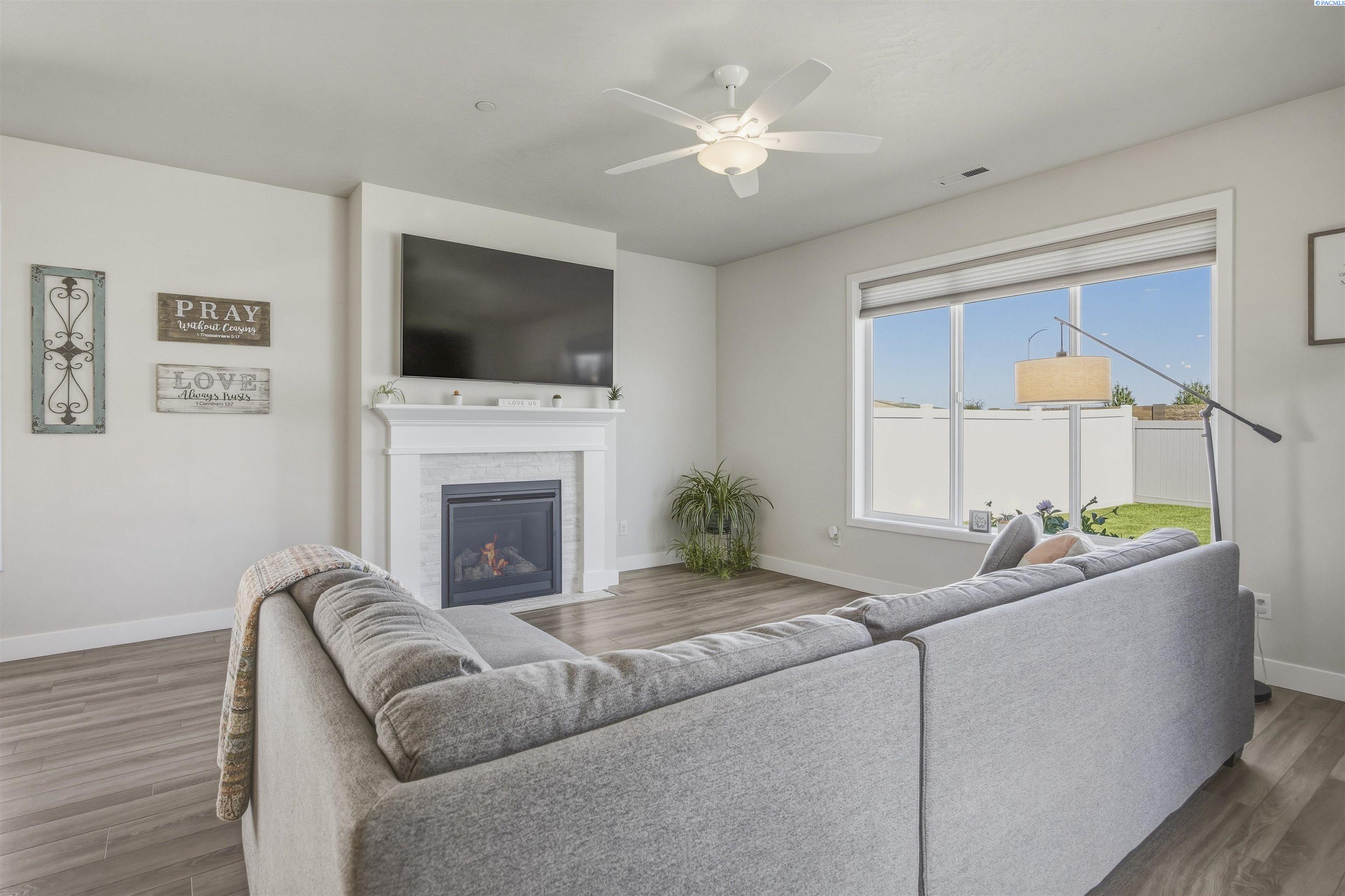Photo 3 of Single family home for sale at 2556 Clark Ridge Dr, Richland, WA 99352 | MLS# PAC293339 | Listing updated on 2026-08-25