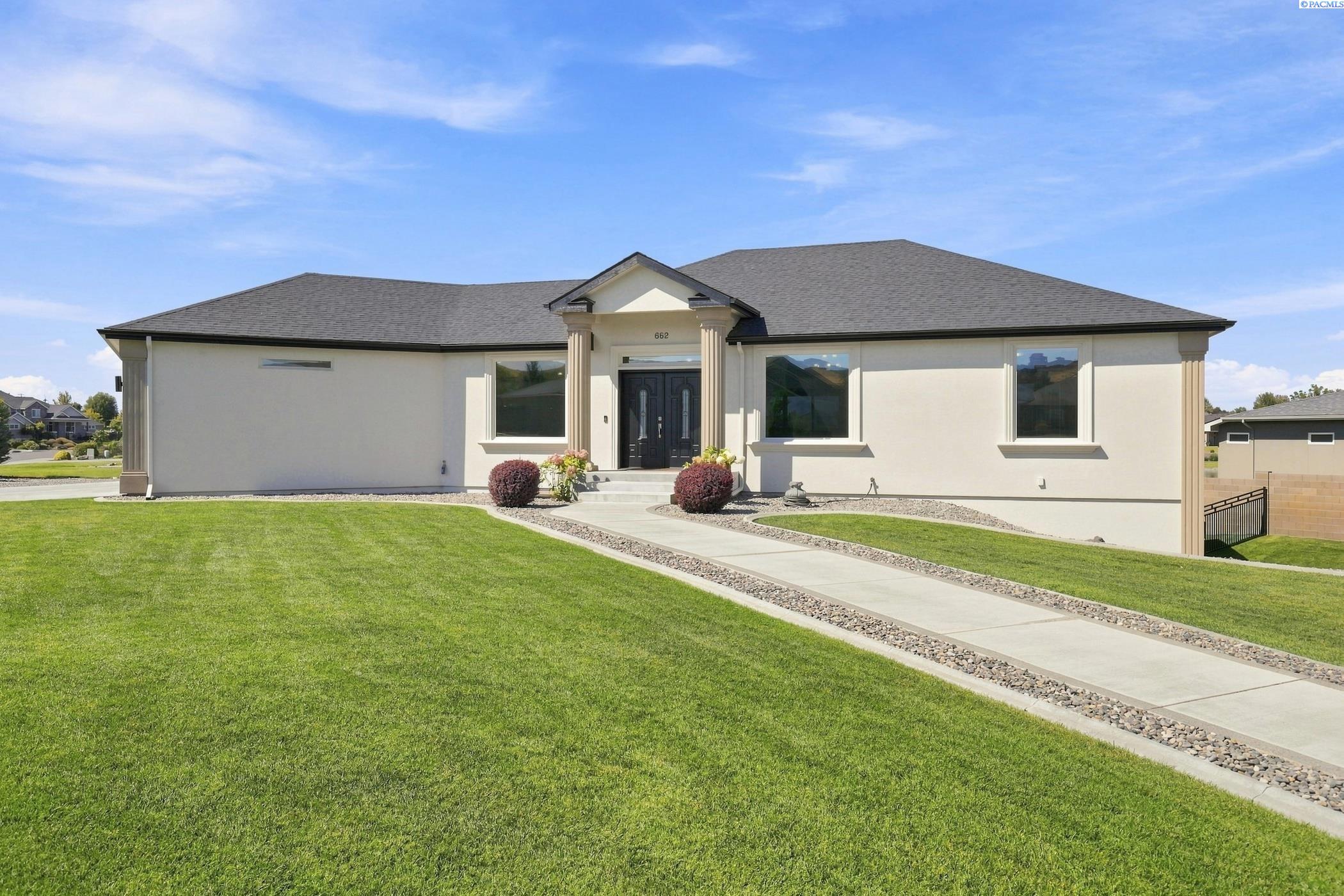 Photo 1 of Single family home for sale at 662 S Hawaii Pl, Kennewick, WA 99336 | MLS# PAC293371 | Listing updated on 2026-10-09