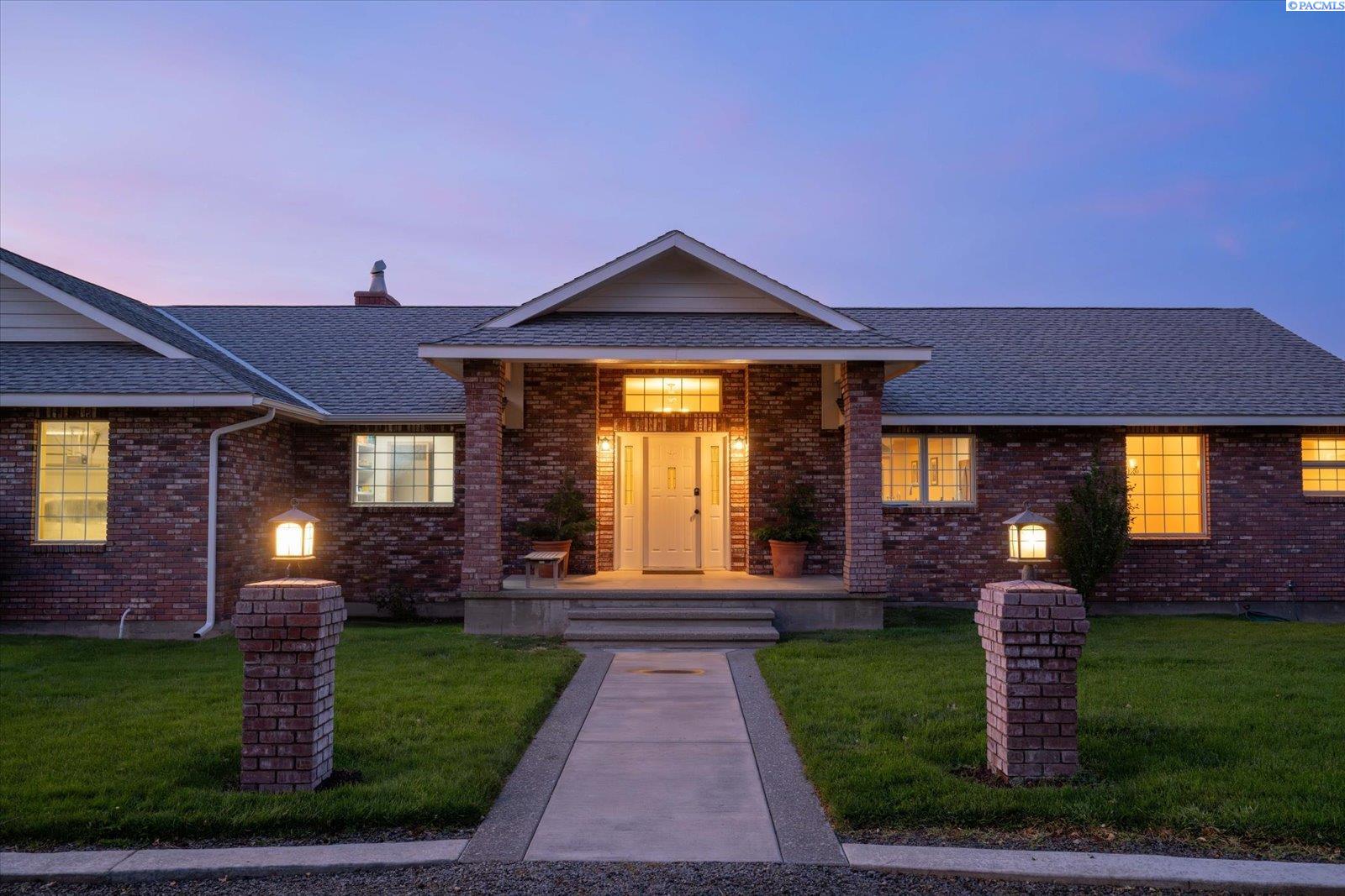 Photo 2 of Single family home for sale at 37129 S Olympia St, Kennewick, WA 99337 | MLS# PAC293399 | Listing updated on 2026-07-14