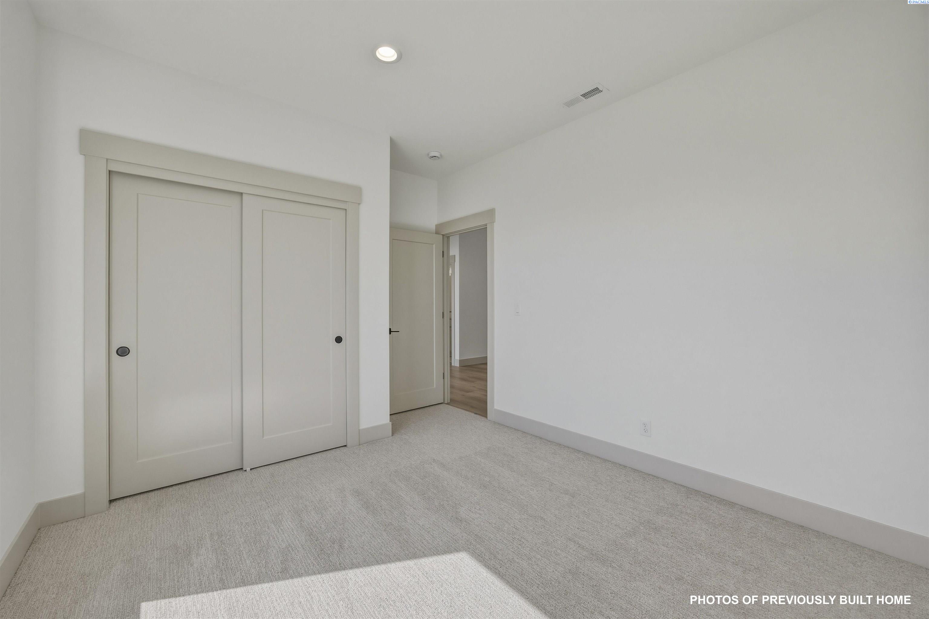 Photo 4 of Single family home for sale at 2339 Lariat Ln, Richland, WA 99352 | MLS# PAC293443 | Listing updated on 2026-09-18