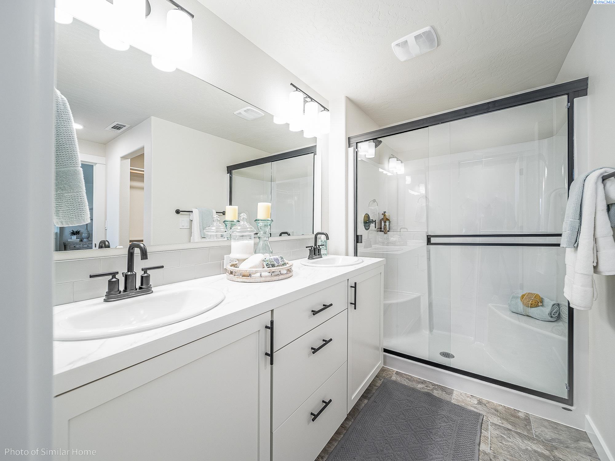 Photo 3 of Single family home for sale at 7376 W 24th Avenue, Kennewick, WA 99338 | MLS# PAC293459 | Listing updated on 2026-09-29