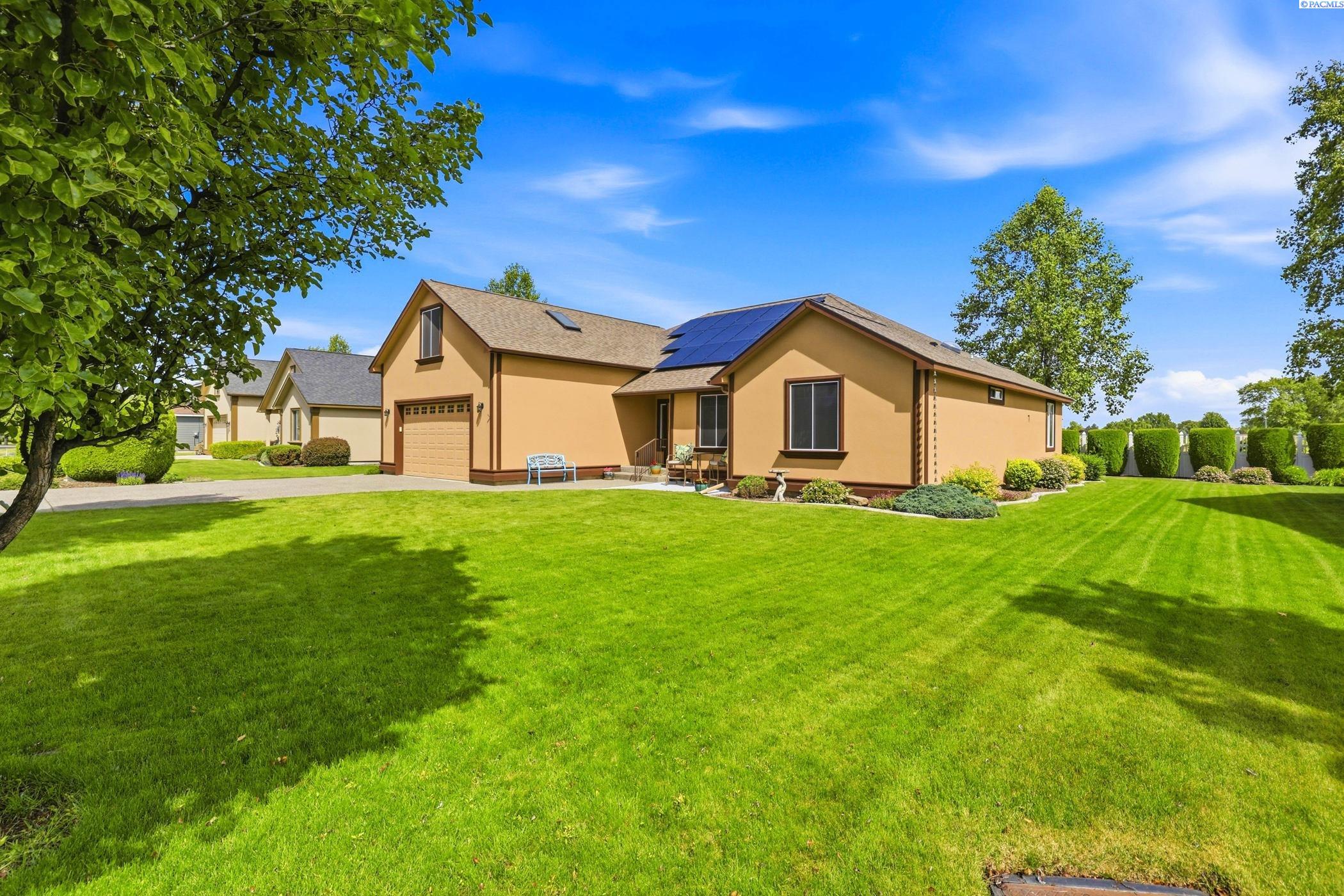 Photo 3 of Single family home for sale at 6 Blue Star Ct, Pasco, WA 99301 | MLS# PAC293460 | Listing updated on 2026-09-26