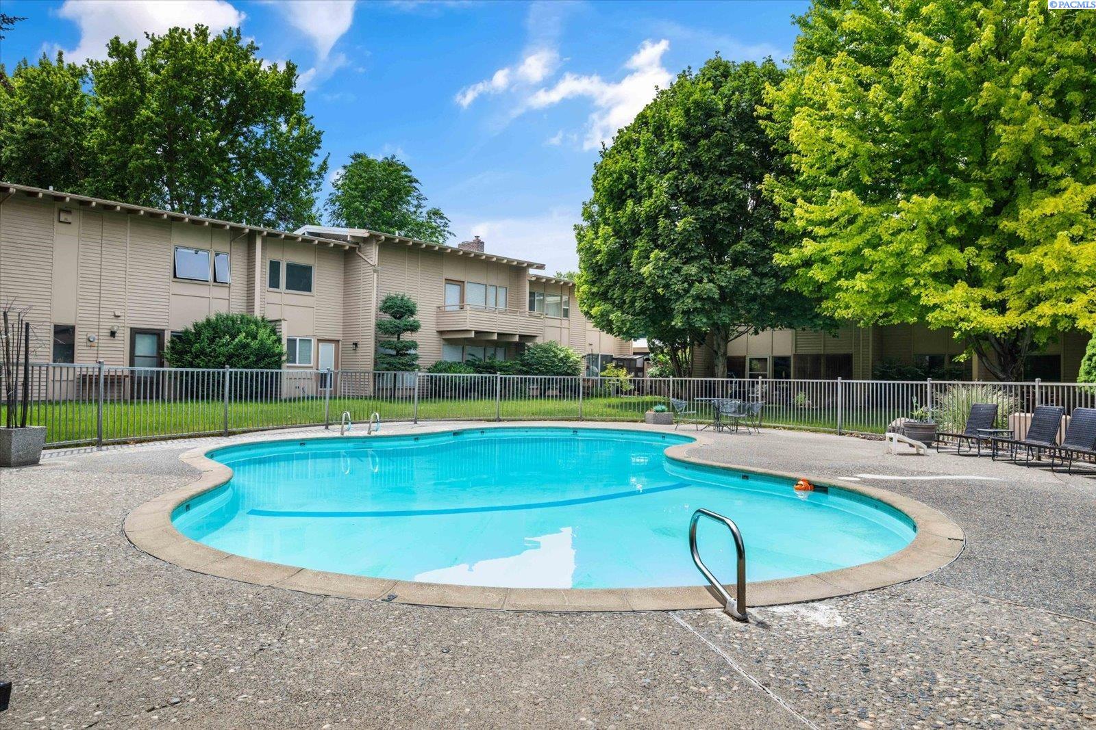 Photo 3 of Condo for sale at 1621 Mowry Sq, Richland, WA 99354 | MLS# PAC293465 | Listing updated on 2026-10-01