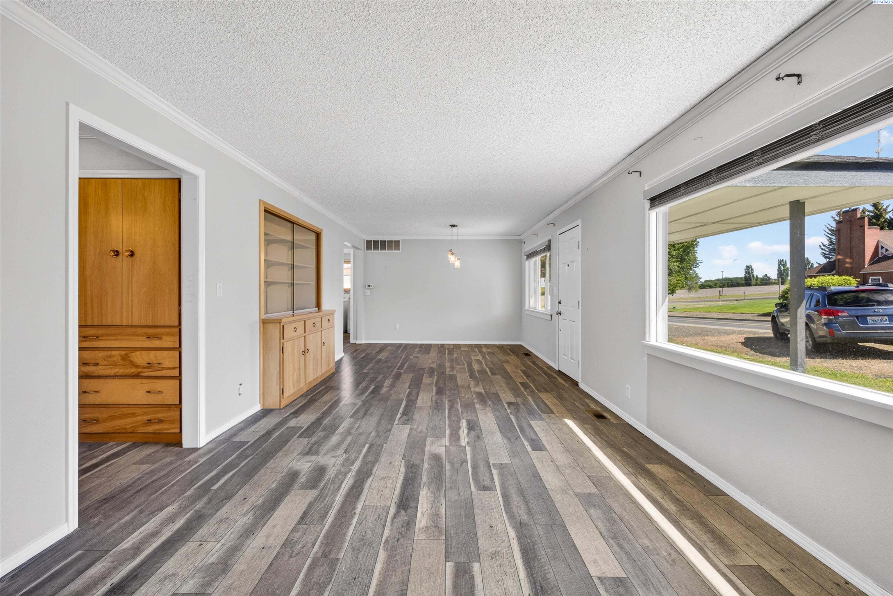 Photo 3 of Single family home for sale at 309 S Coal Crk Rd, Harrington, WA 99134 | MLS# PAC293576 | Listing updated on 2026-06-06