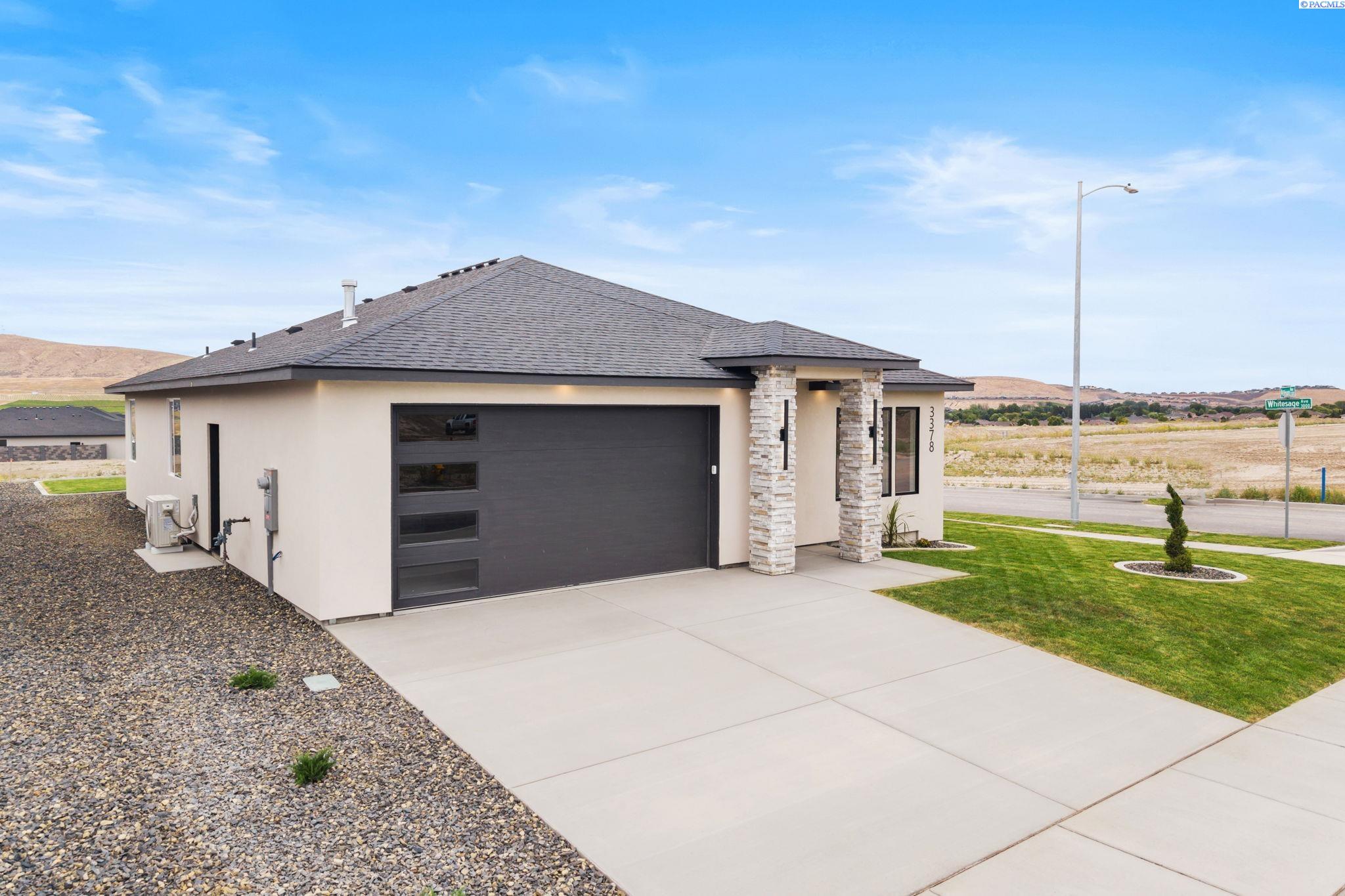Photo 3 of Single family home for sale at 3378 Allison Way, Richland, WA 99352 | MLS# PAC293694 | Listing updated on 2026-08-27