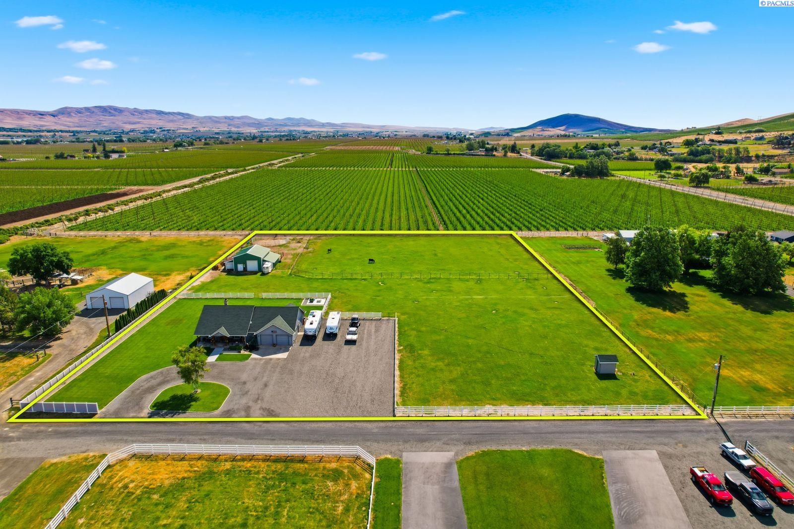 Photo 3 of Single family home for sale at 5005 Gamache Rd, Moxee, WA 98936 | MLS# PAC293772 | Listing updated on 2026-06-12
