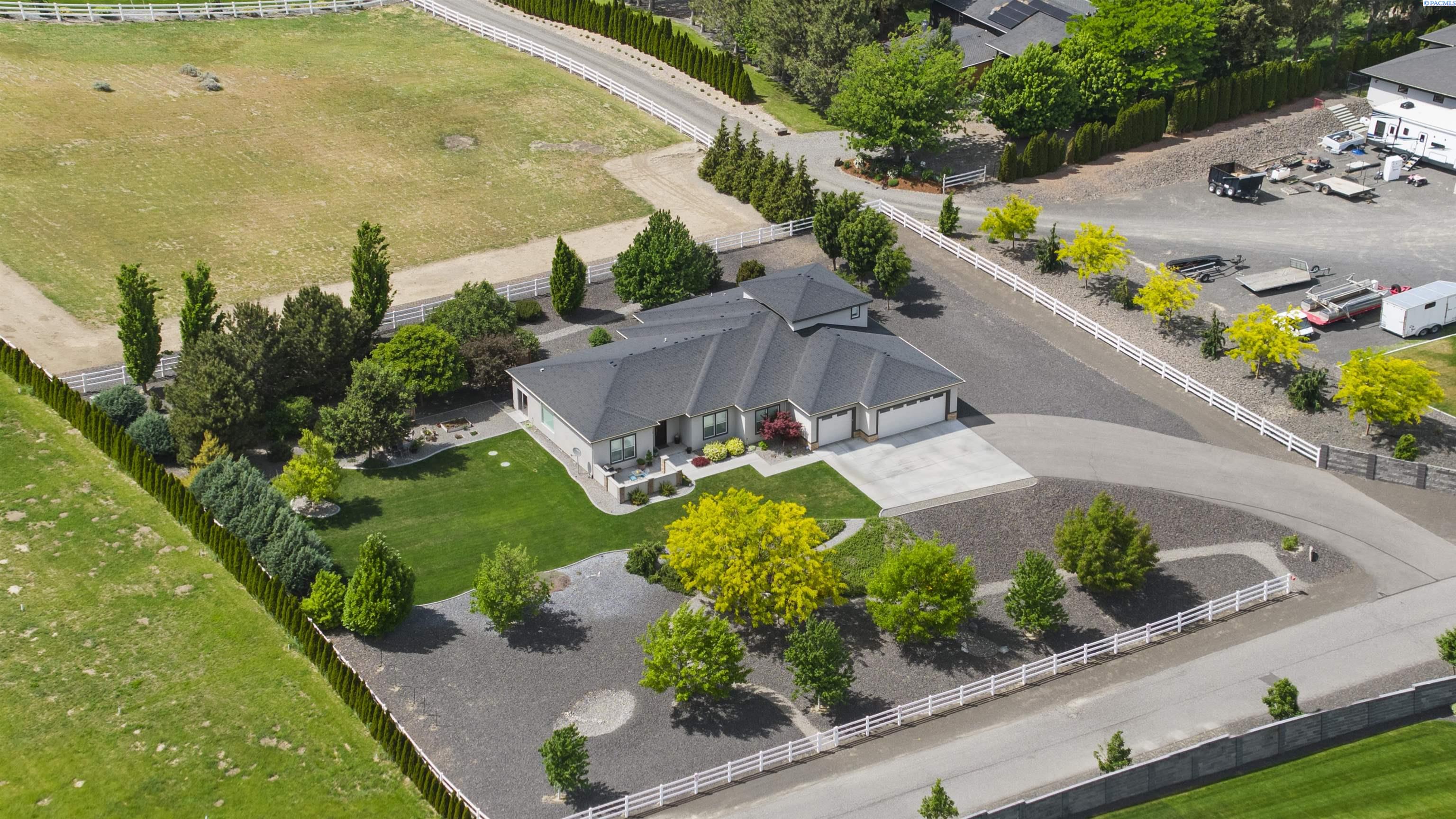 Photo 2 of Single family home for sale at 29404 S 944 Prse, Kennewick, WA 99338 | MLS# PAC293826 | Listing updated on 2026-10-24