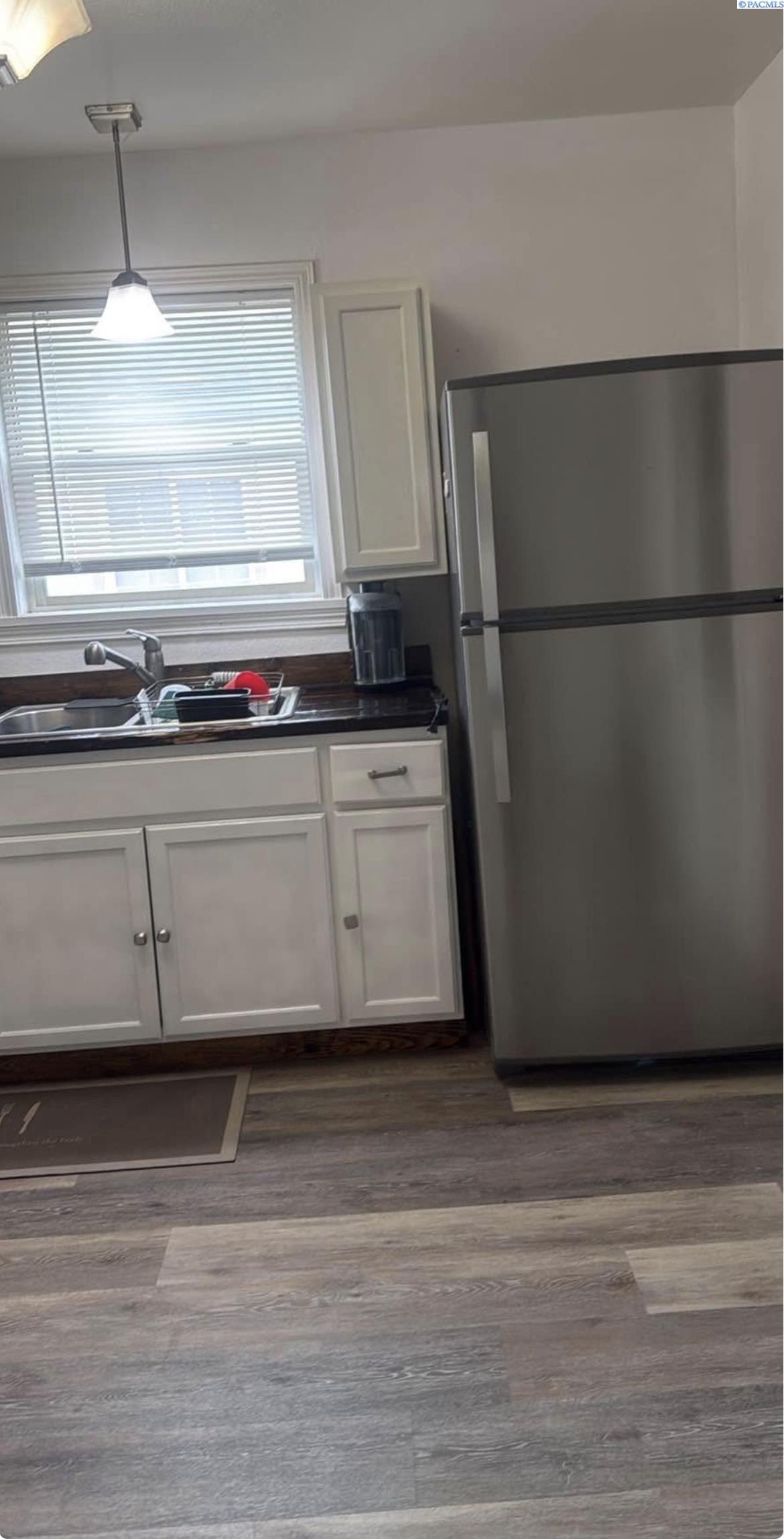 Photo 3 of Single family home for sale at 1017 S 10th Street, Sunnyside, WA 98944 | MLS# PAC293860 | Listing updated on 2026-08-02