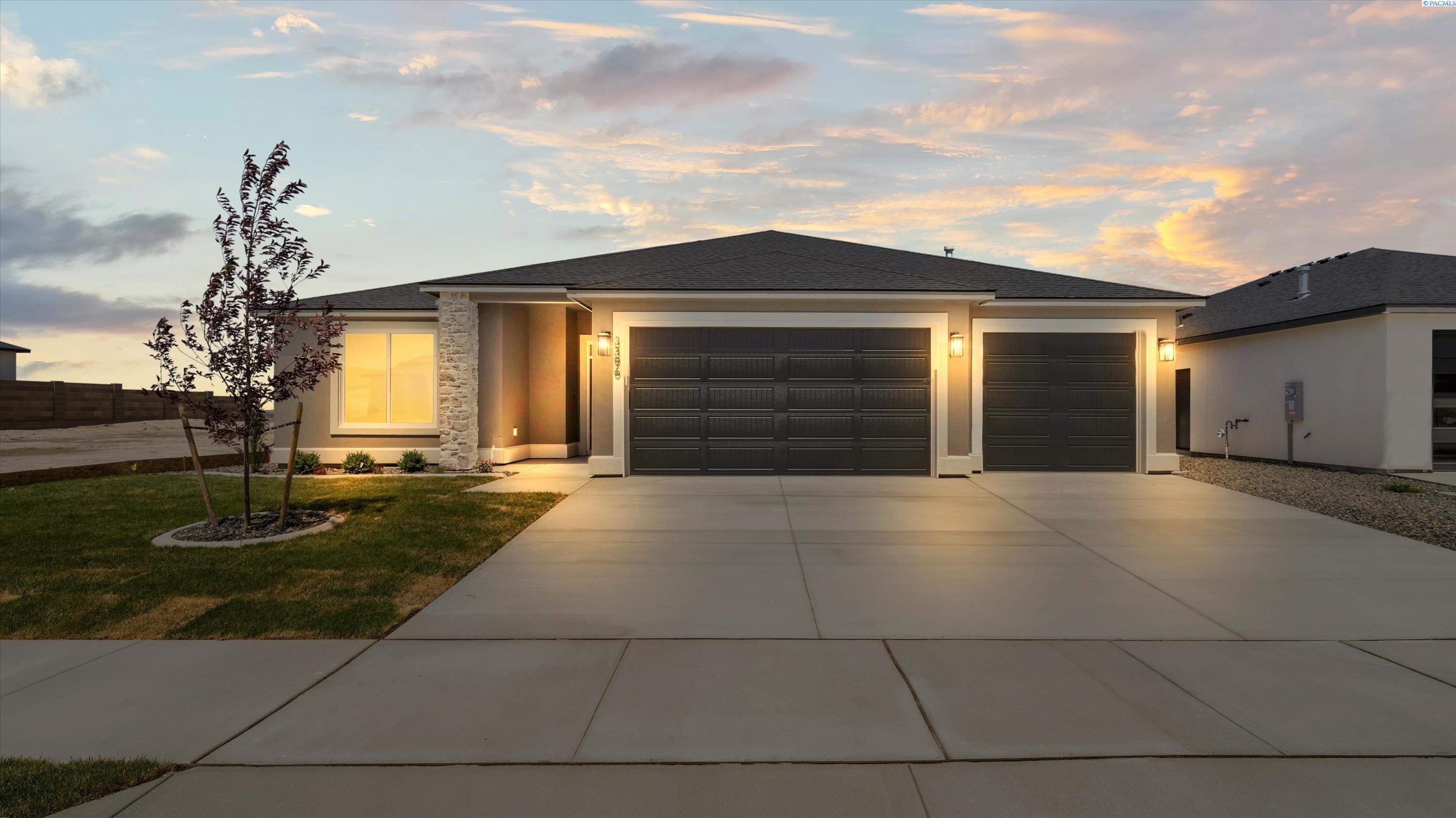 Photo 3 of Single family home for sale at 3396 Allison Way, Richland, WA 99352 | MLS# PAC293927 | Listing updated on 2026-09-19